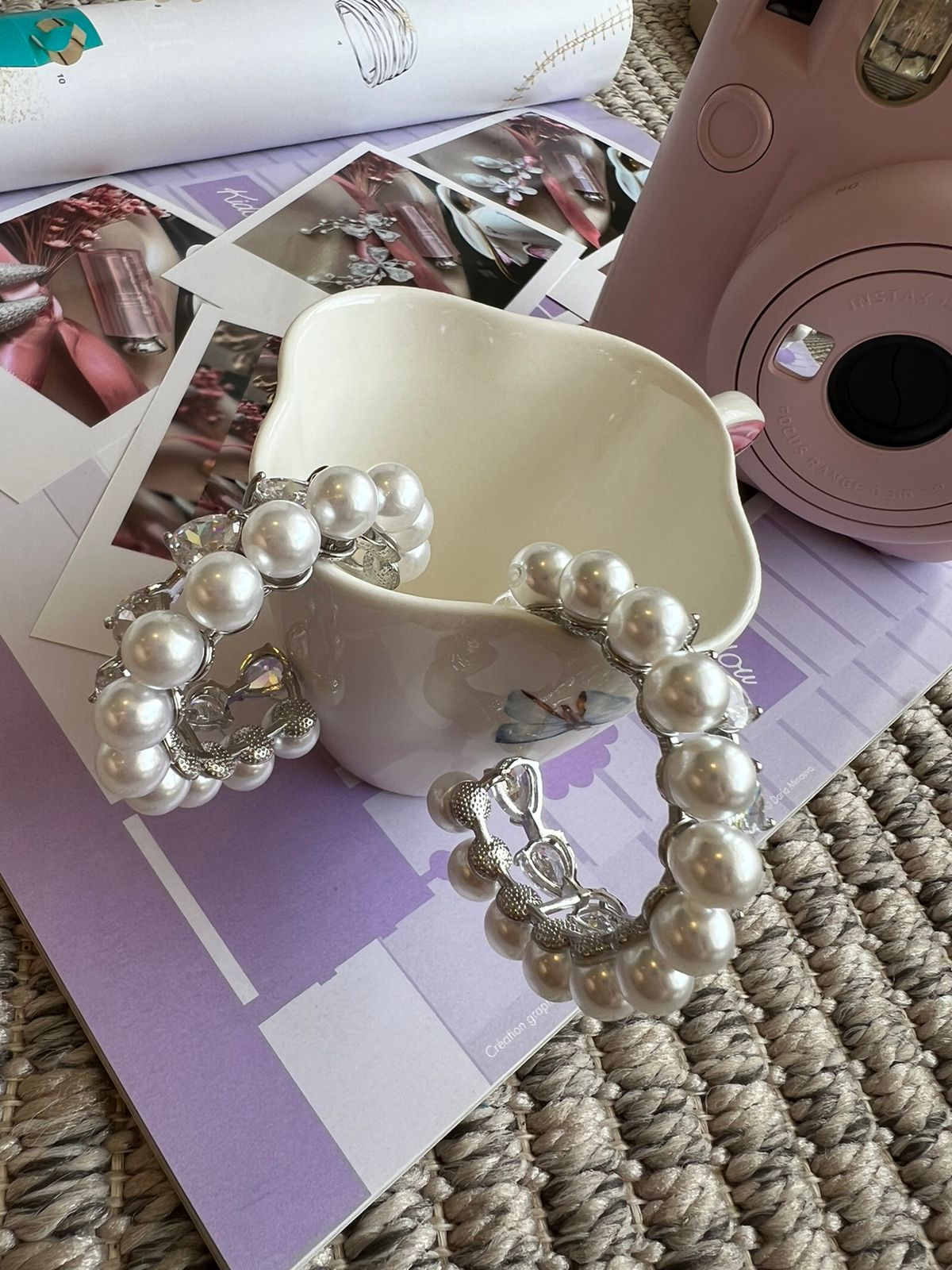 Brinco Argola com Zircônia e Pérola Shell em Banho de Ródio Branco