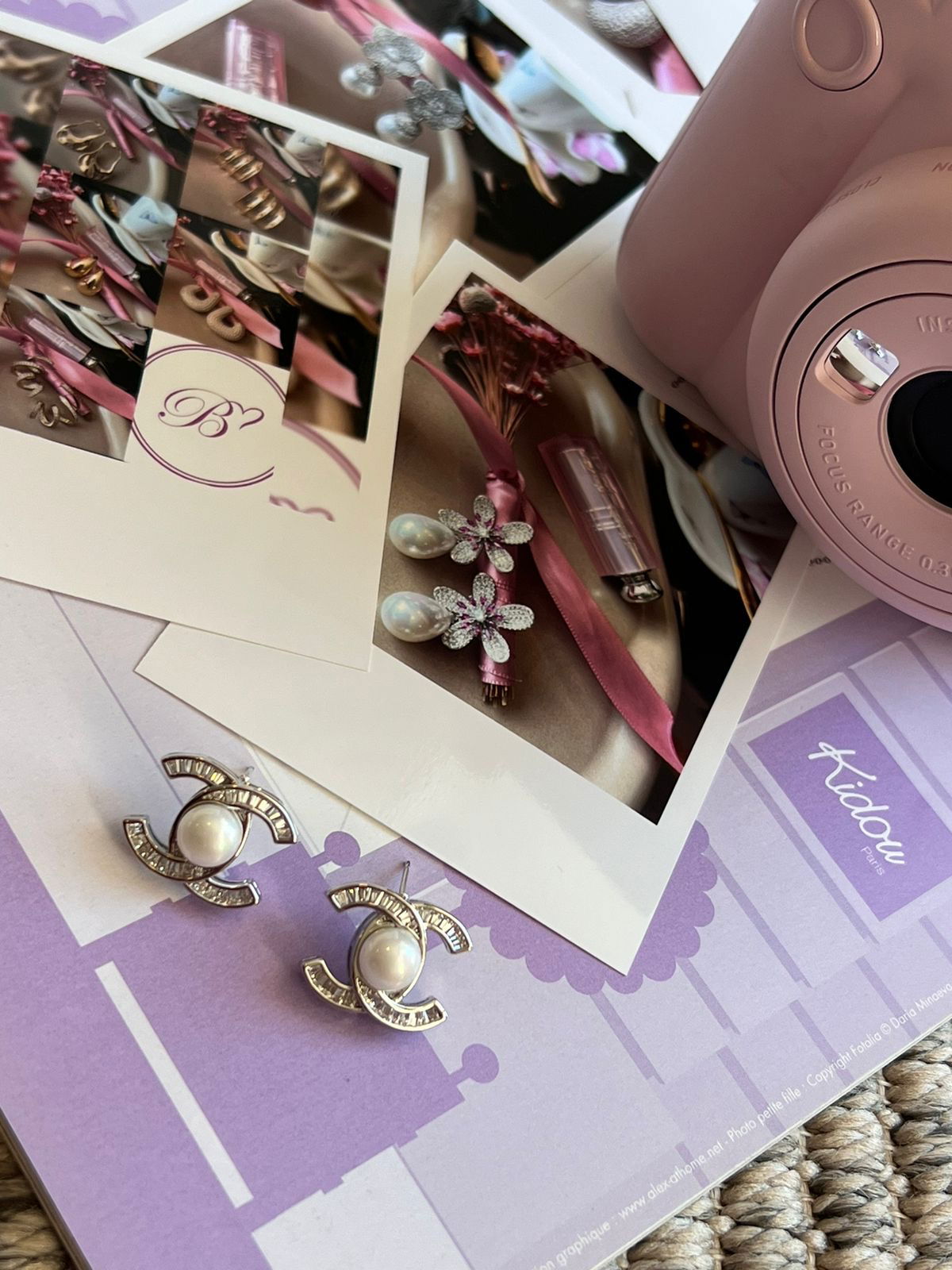 Brinco com Pérola Shell e Zircônia Cristal em Banho de Ródio Branco