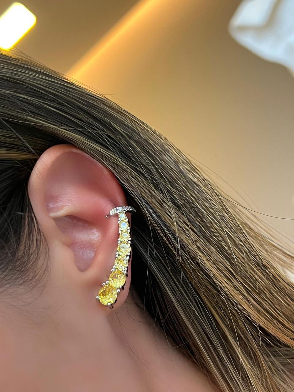 Brinco Ear Cuff com Zircônia Cristal e Citrino em Banho de Ródio Branco