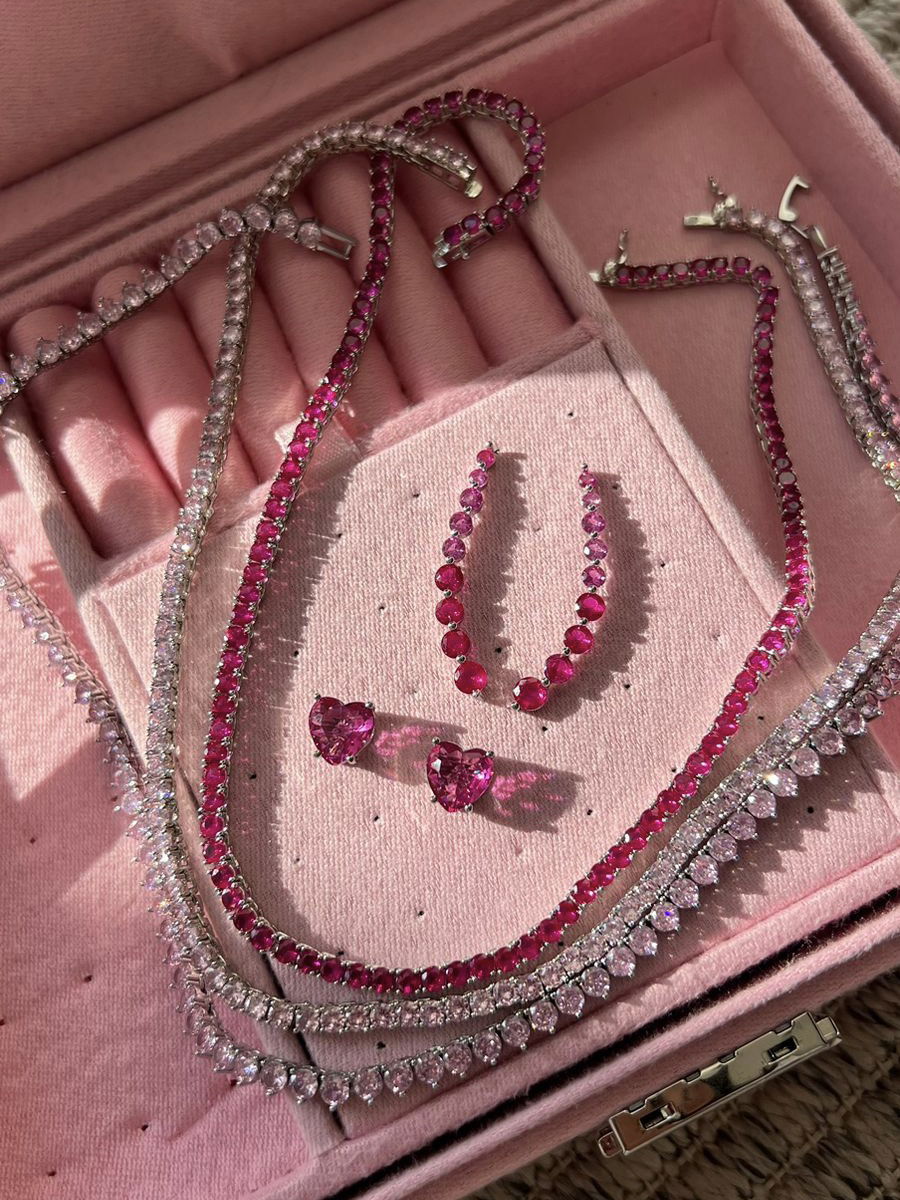 Brinco Ear Cuff com Zircônia Turmalina Rosa Degrade em Banho de Ródio Branco