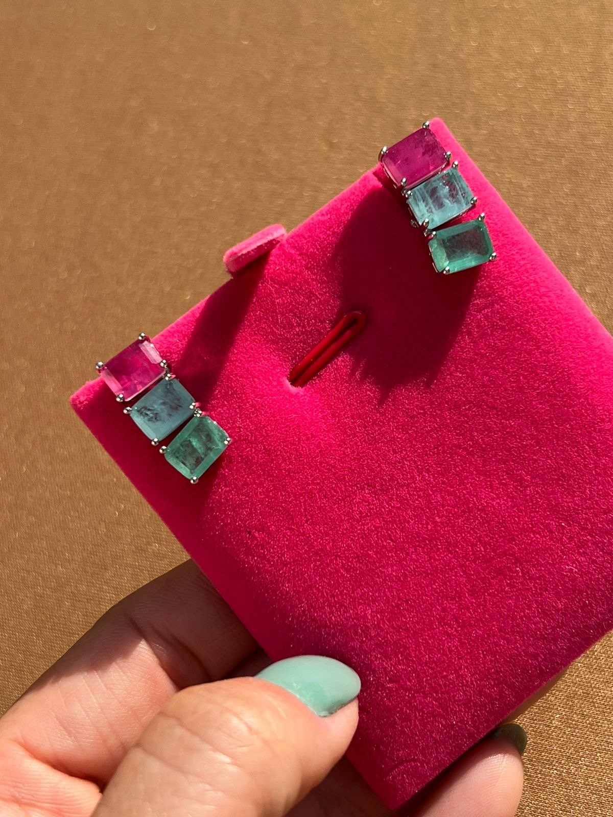 Brinco Ear Cuff Fusion Colors em Banho de Ródio Branco