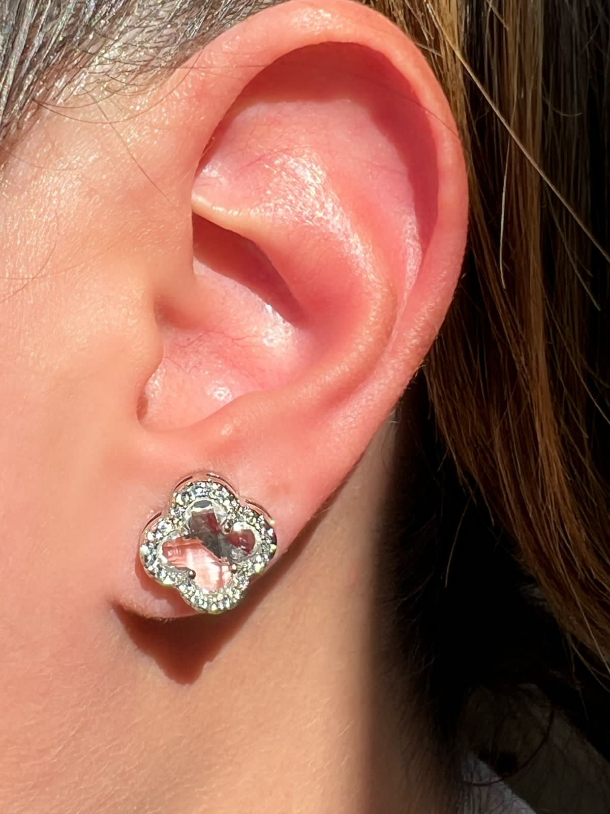 Brinco Inspired com Zircônia Cristal em Banho de Ródio Branco