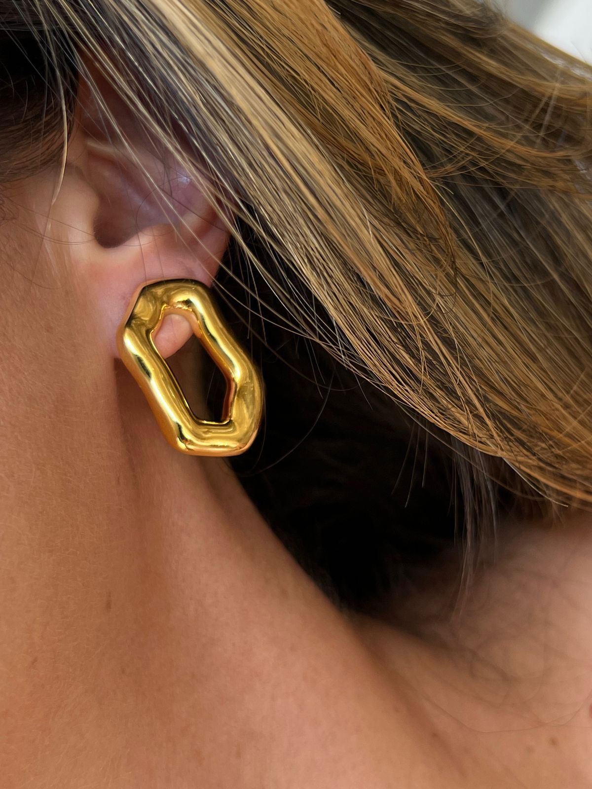 Brinco Orgânico em Banho de Ouro