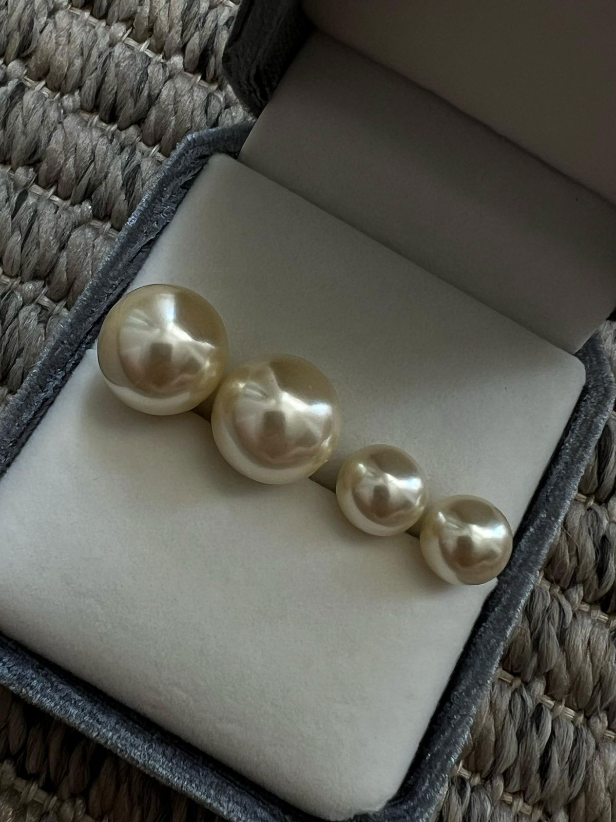 Brinco Pérola G em Banho de Ródio Branco