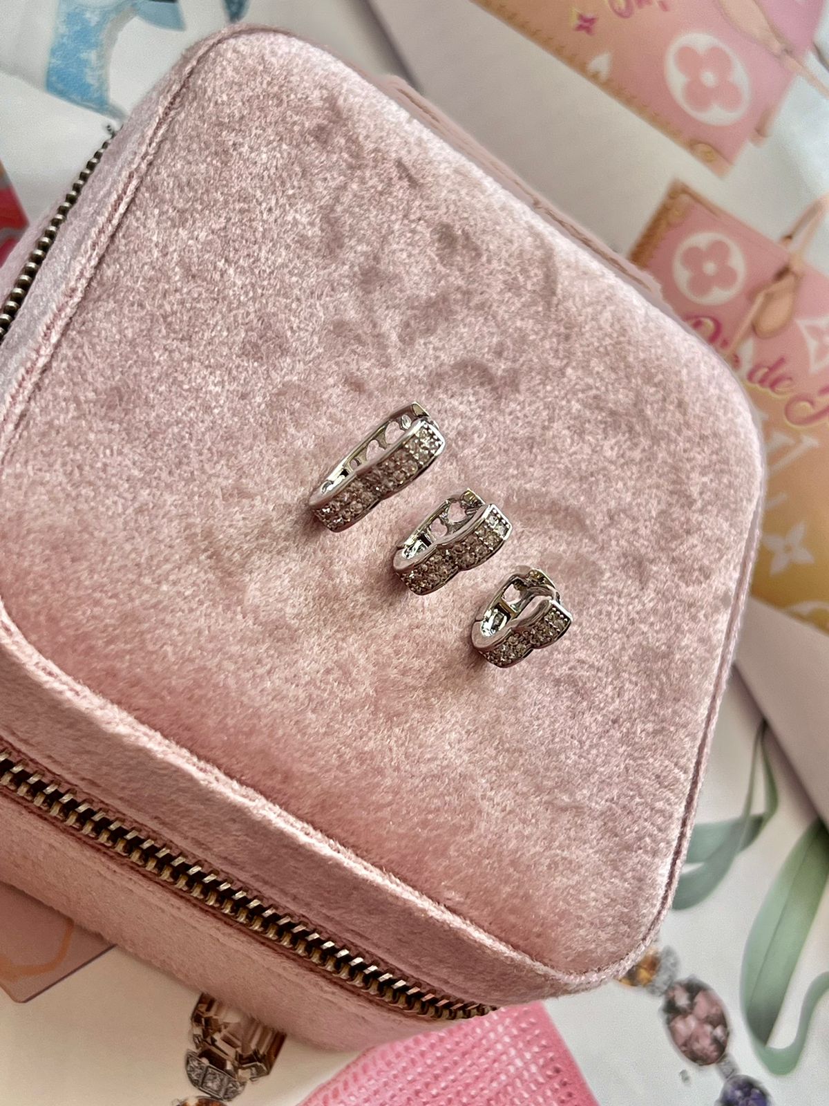 Brinco Trio de Argola Coração com Zircônia em Banho de Ródio Branco