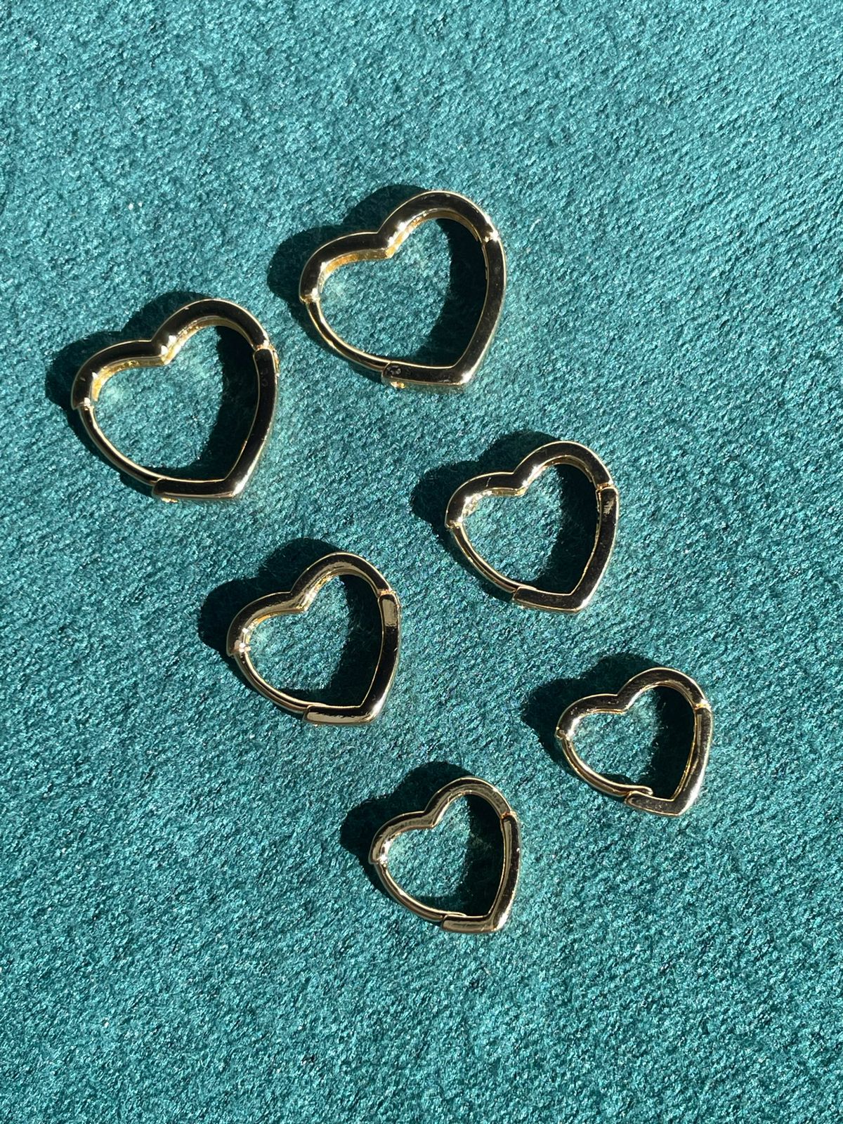 Brinco Trio de Argolinha Coração Liso em Banho de Ouro