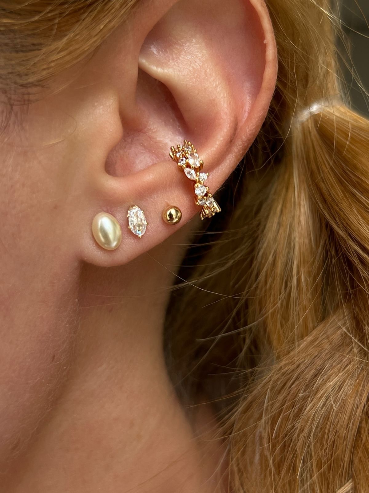 Brinco Trio (Esfera,Pérola,Zircônia) em Banho de Ouro