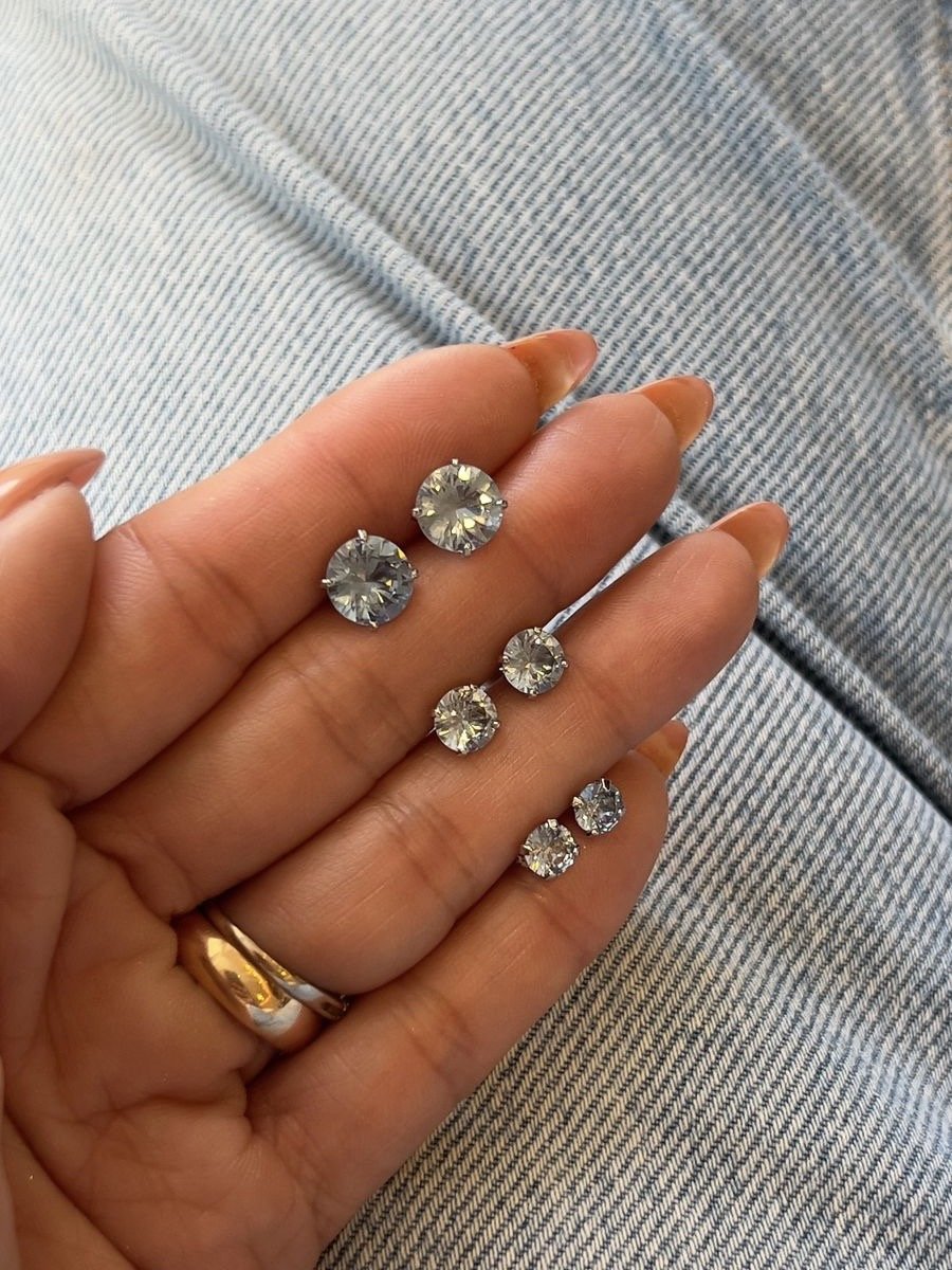 Brinco Trio Ponto de Luz Azul Claro (Zircônia Premium) em Banho de Ródio Branco