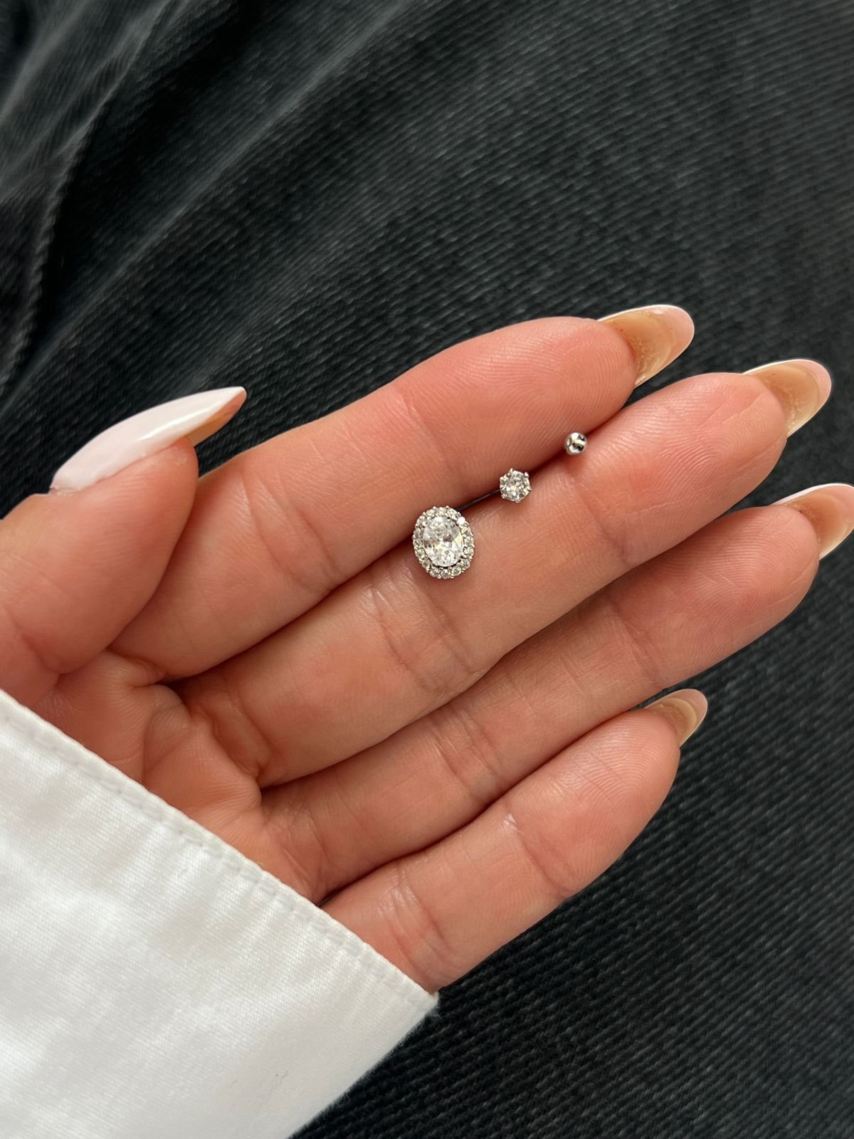Brinco Trio (Ponto,Esfera,Oval) em Banho de Ródio Branco