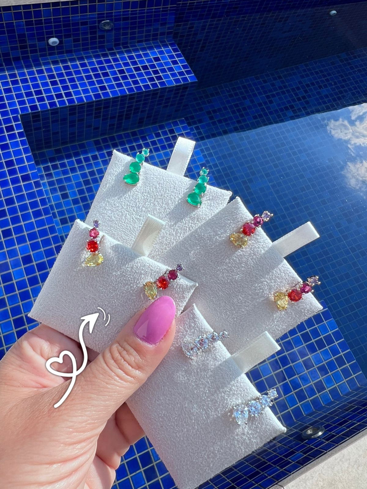 Brinco Ear Cuff MultiCor em Banho Ródio Branco