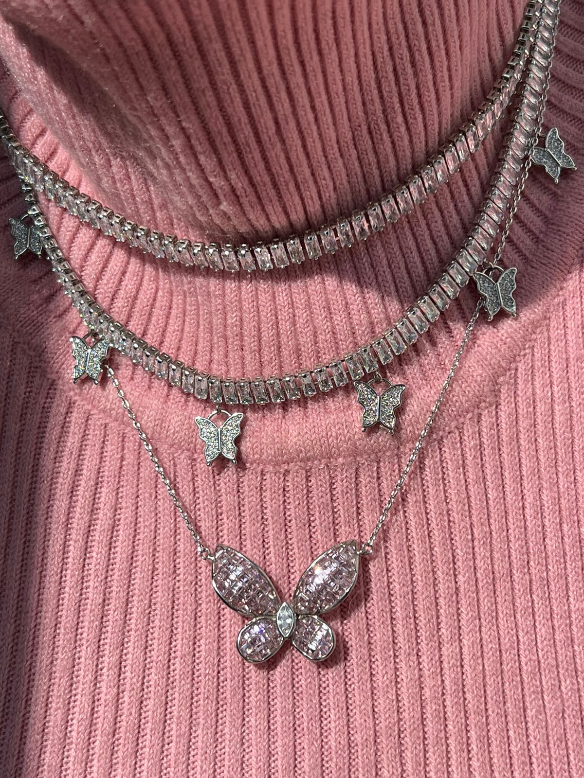 Choker Baguete Zircônia Cristal Maleável com Fecho Joia em Banho de Ródio Branco