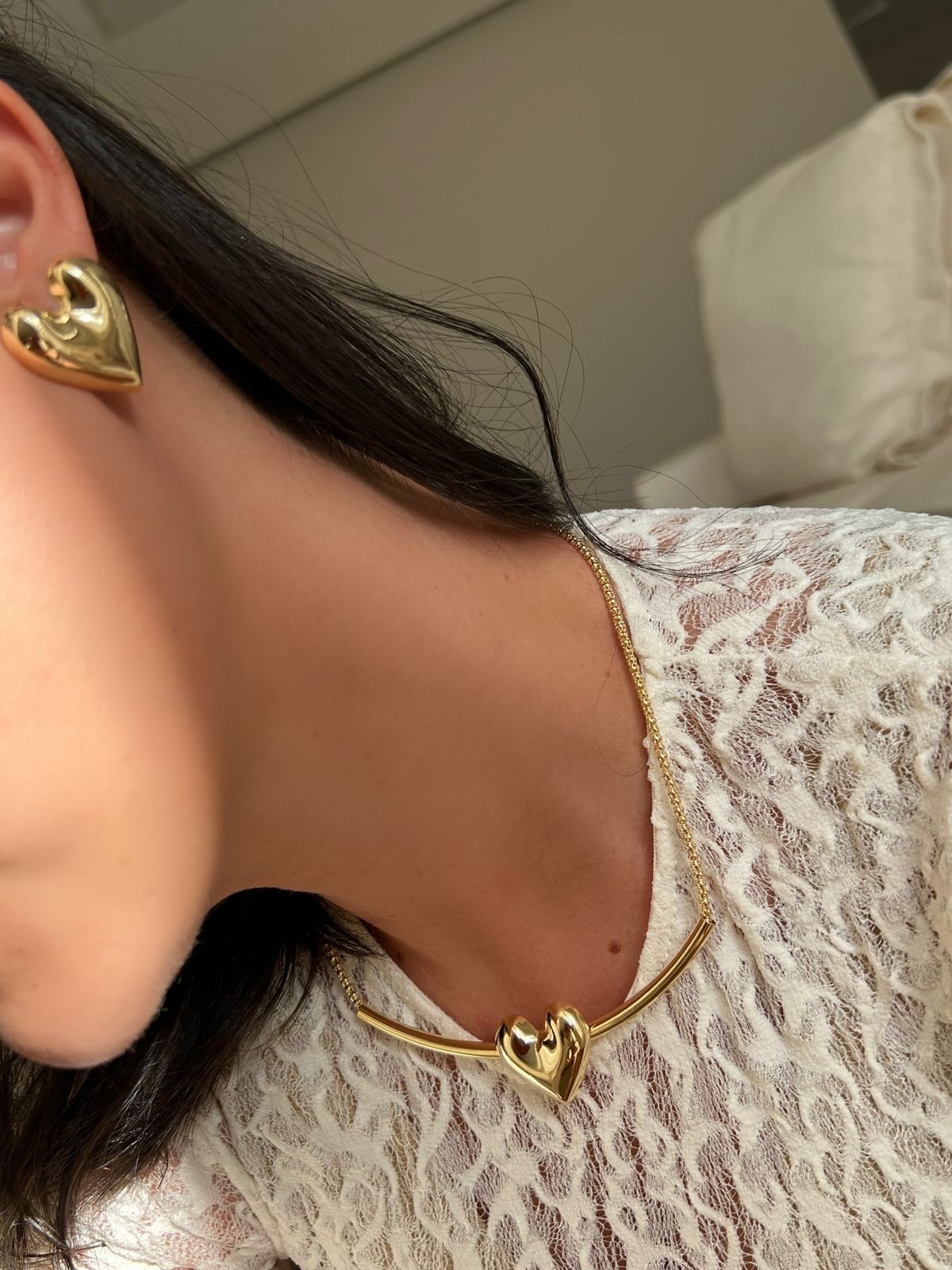 Colar com Coração Liso em Banho de Ouro