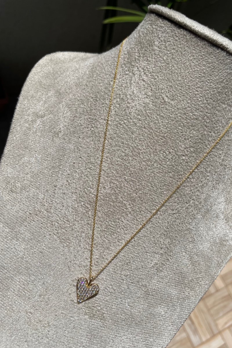 Colar com Coração Minimalista em Banho de Ouro