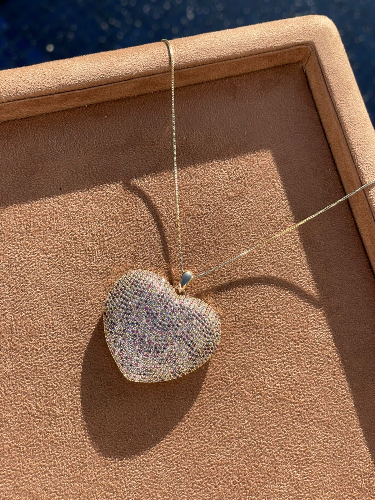 Colar Coração com Zircônia Colorida em Banho de Ouro