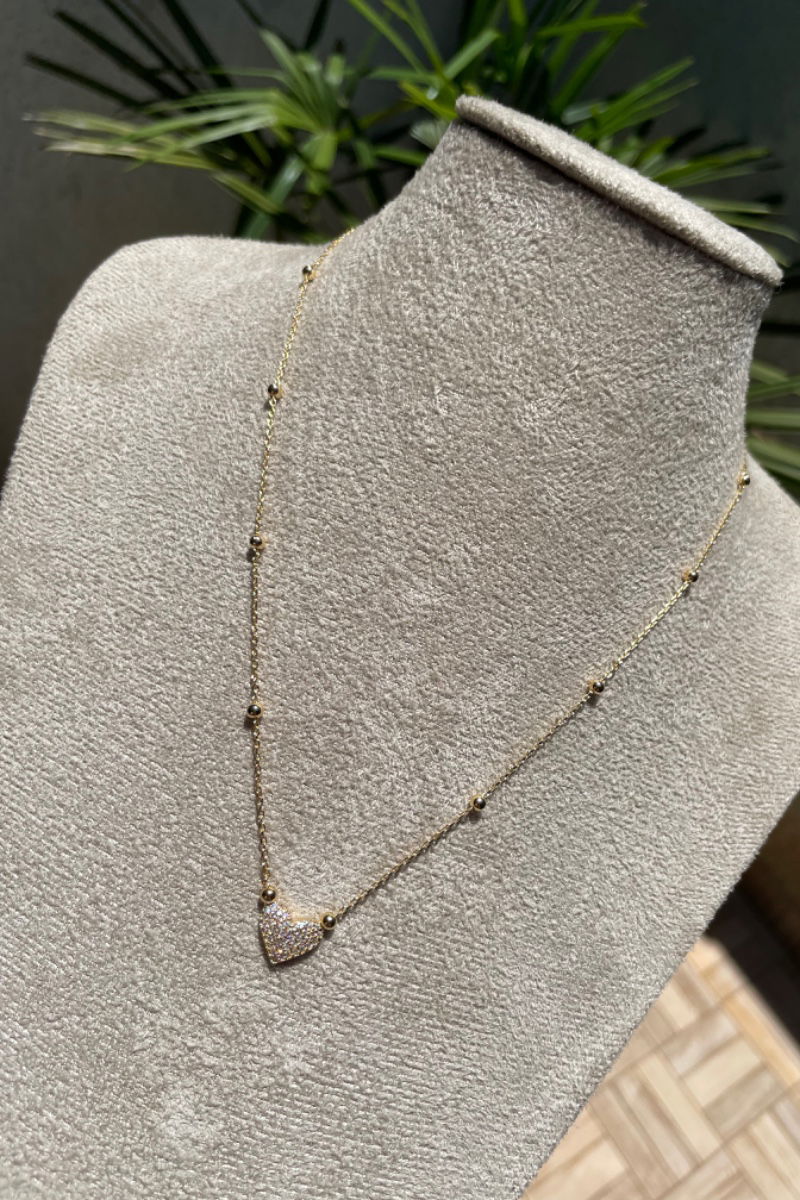 Colar Coração Minimalista com Corrente de Bolinha em Banho de Ouro