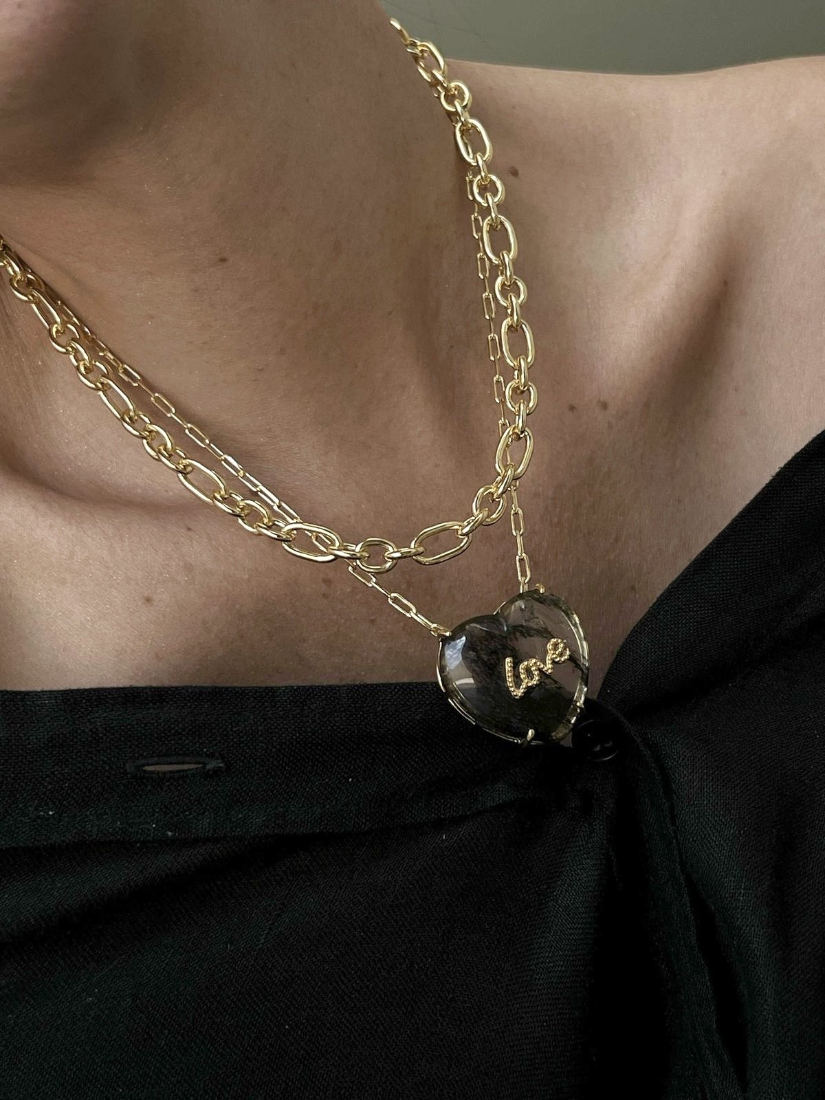 Colar Coração Pedra Rajada em Banho de Ouro