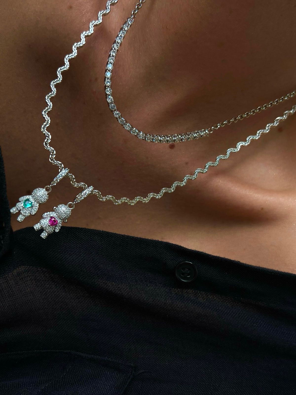 Colar Corrente com Meia Riviera em Banho de Ródio Branco