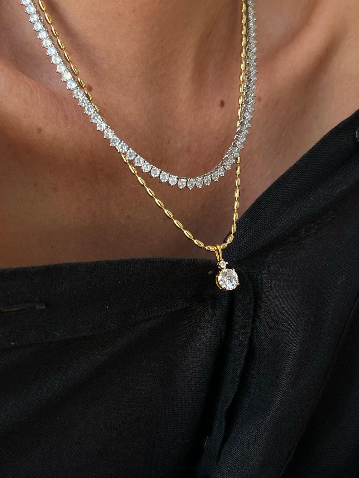 Colar Corrente Elo de Arroz com Ponto de Luz Cristal em Banho de Ouro