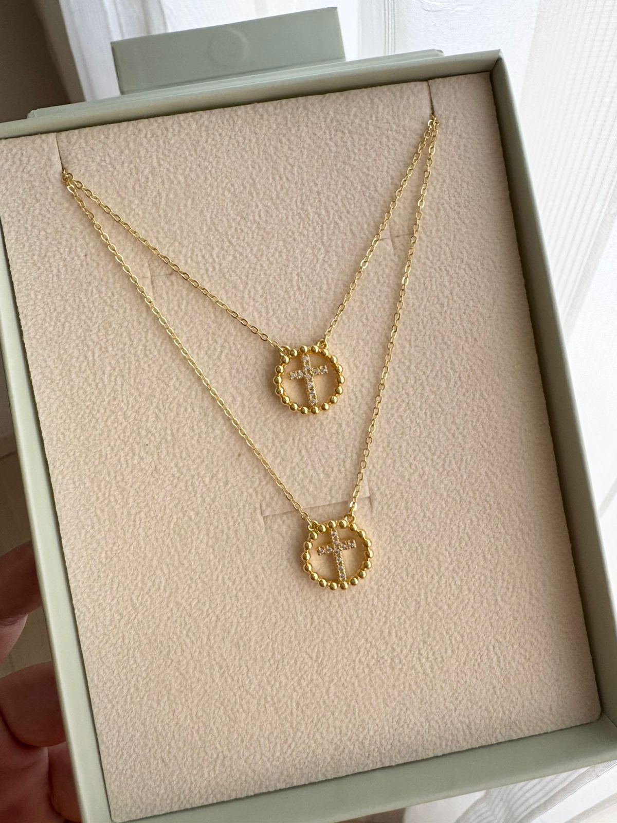 Colar Escapulário com Cruz em Banho de Ouro