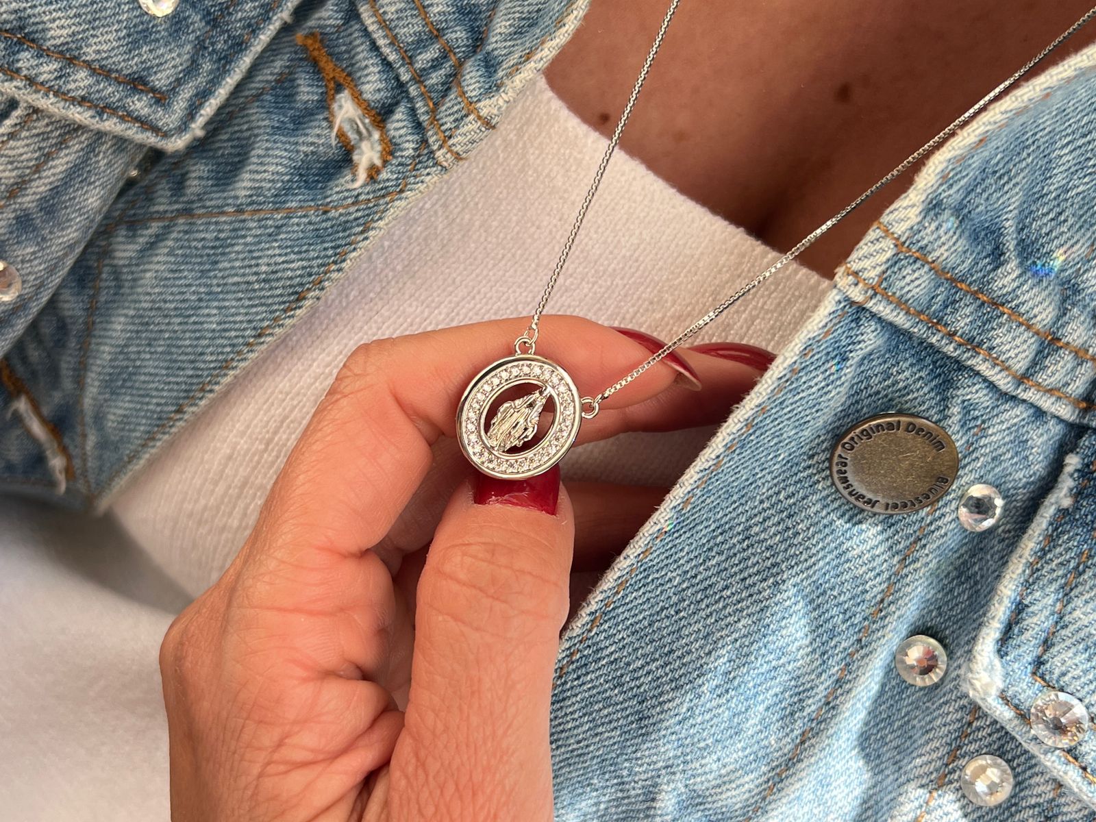Colar Escapulário com Nossa Senhora das Graças em Banho de Ródio Branco