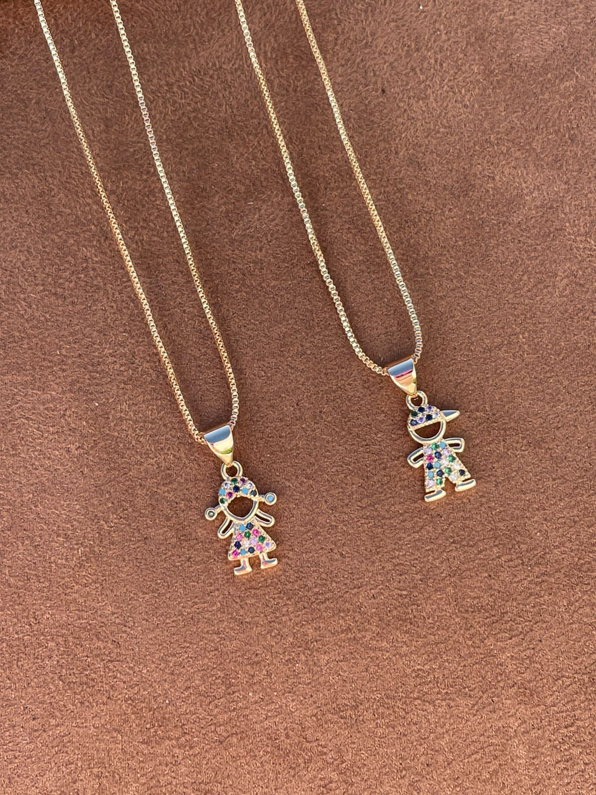 Colar Menino em Banho de Ouro