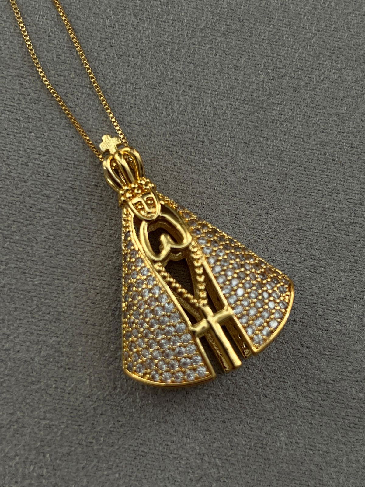 Colar Nossa Senhora Aparecida Frente Azul Verso Cristal em Banho de Ouro