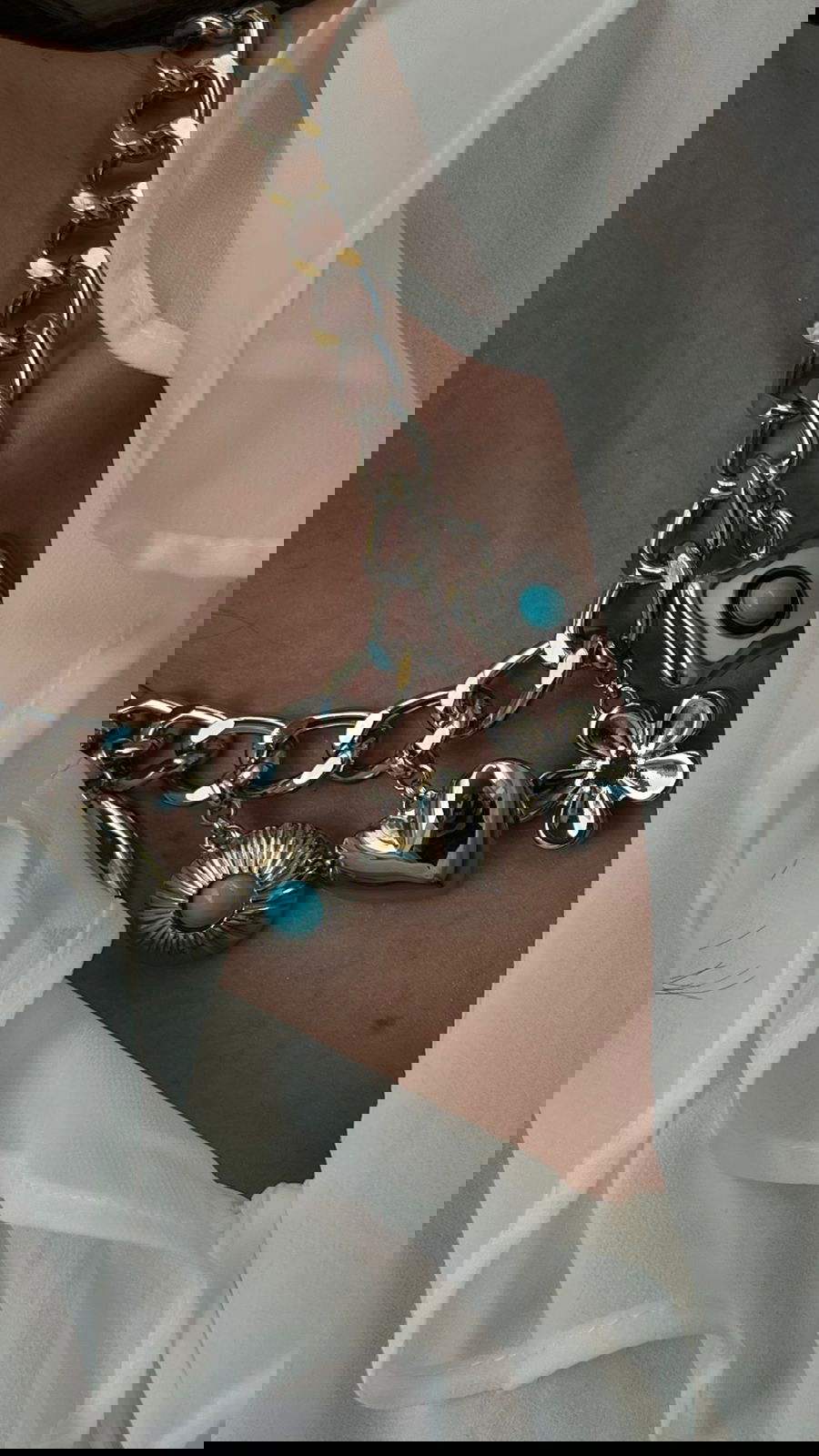 Colar Patuá em Banho de Ródio Branco