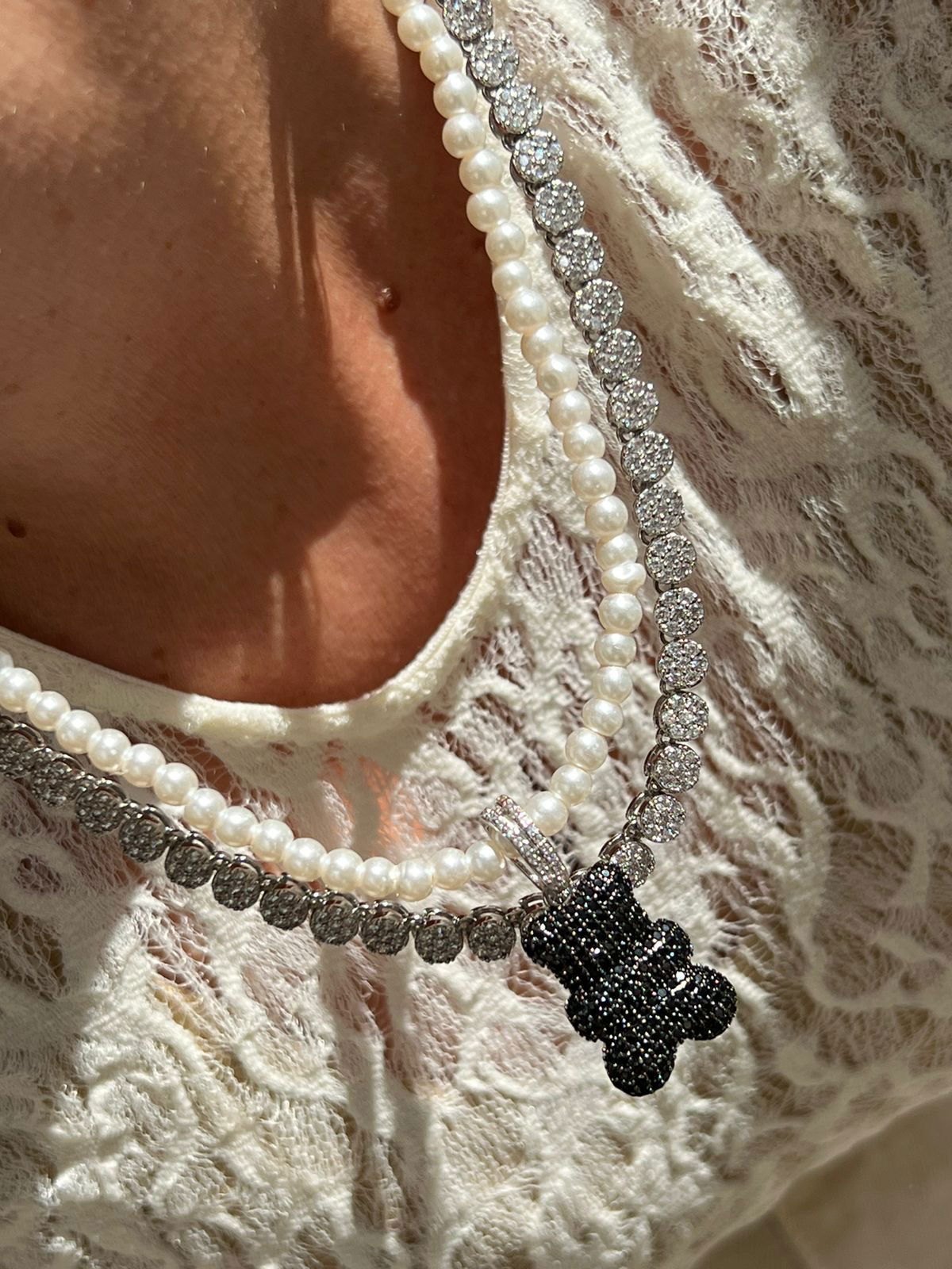 Colar Pérola com Ted com Zircônia Black em Banho de Ródio Branco