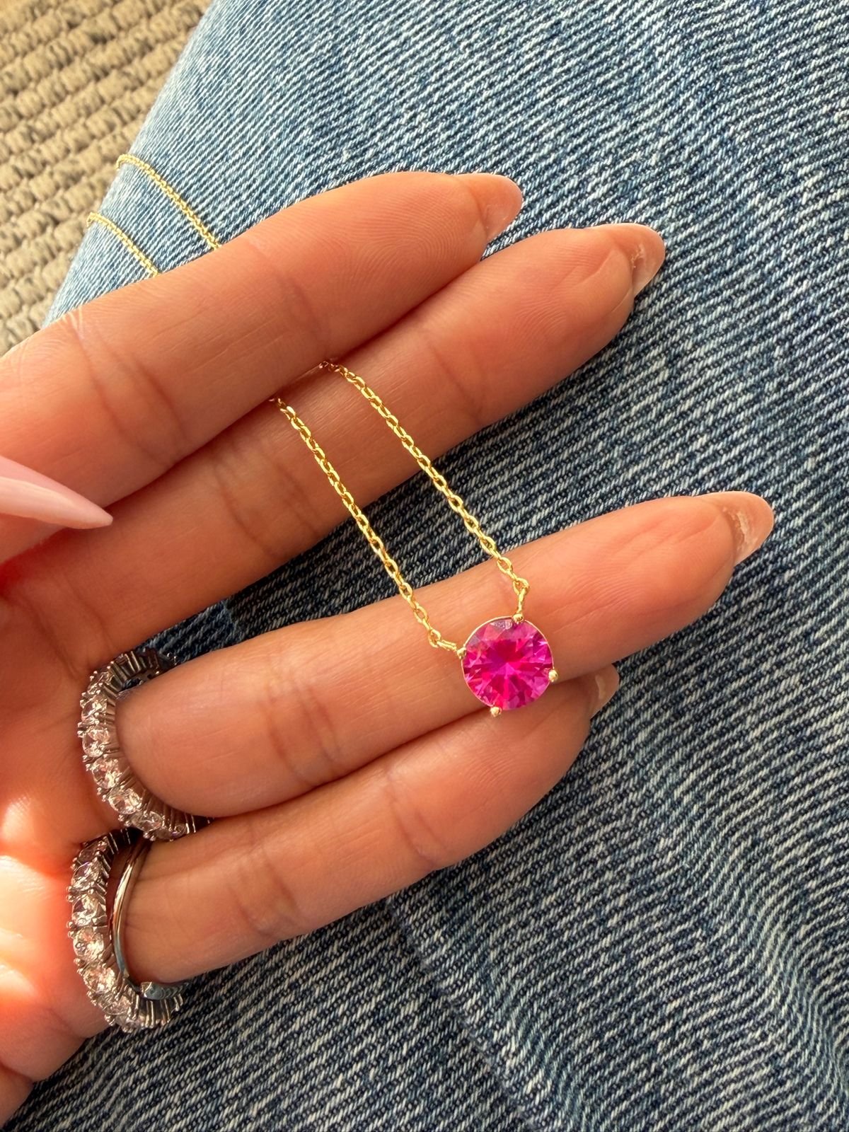 Colar Ponto de Luz Pink 8mm em Banho de Ouro