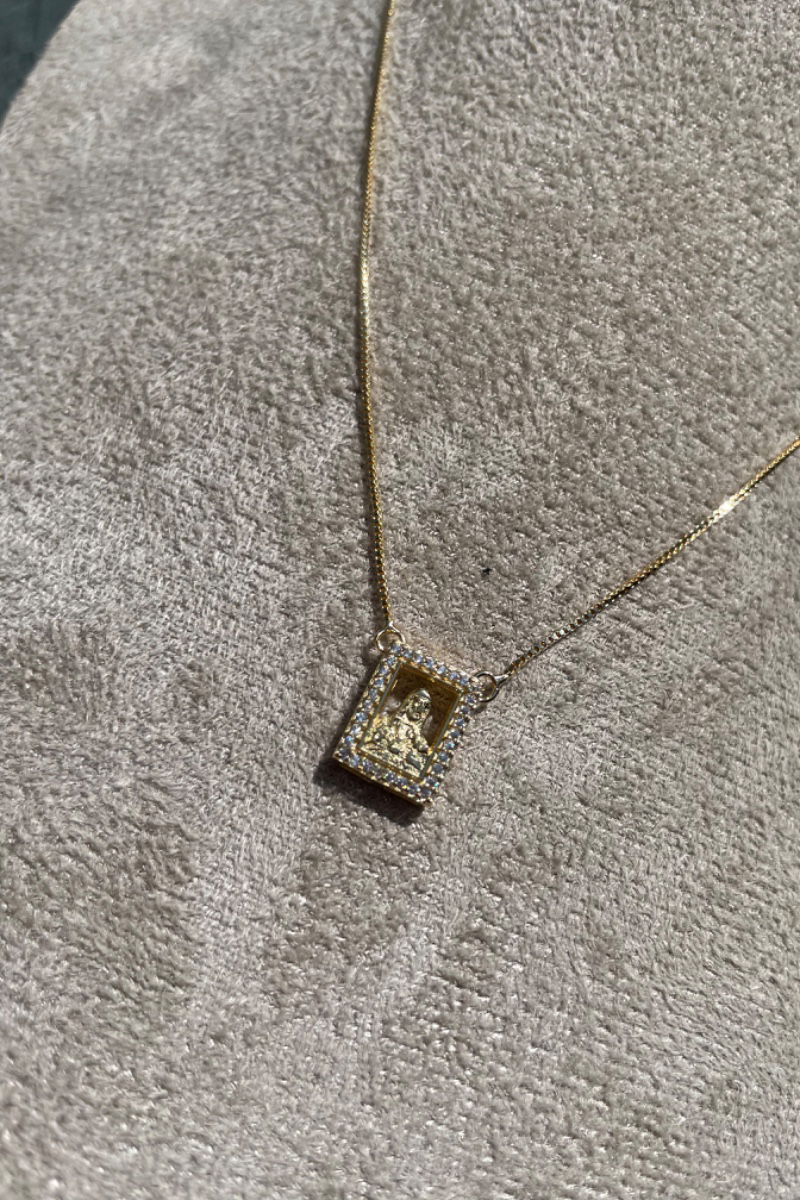 Colar Sagrado Coração de Jesus em Banho de Ouro