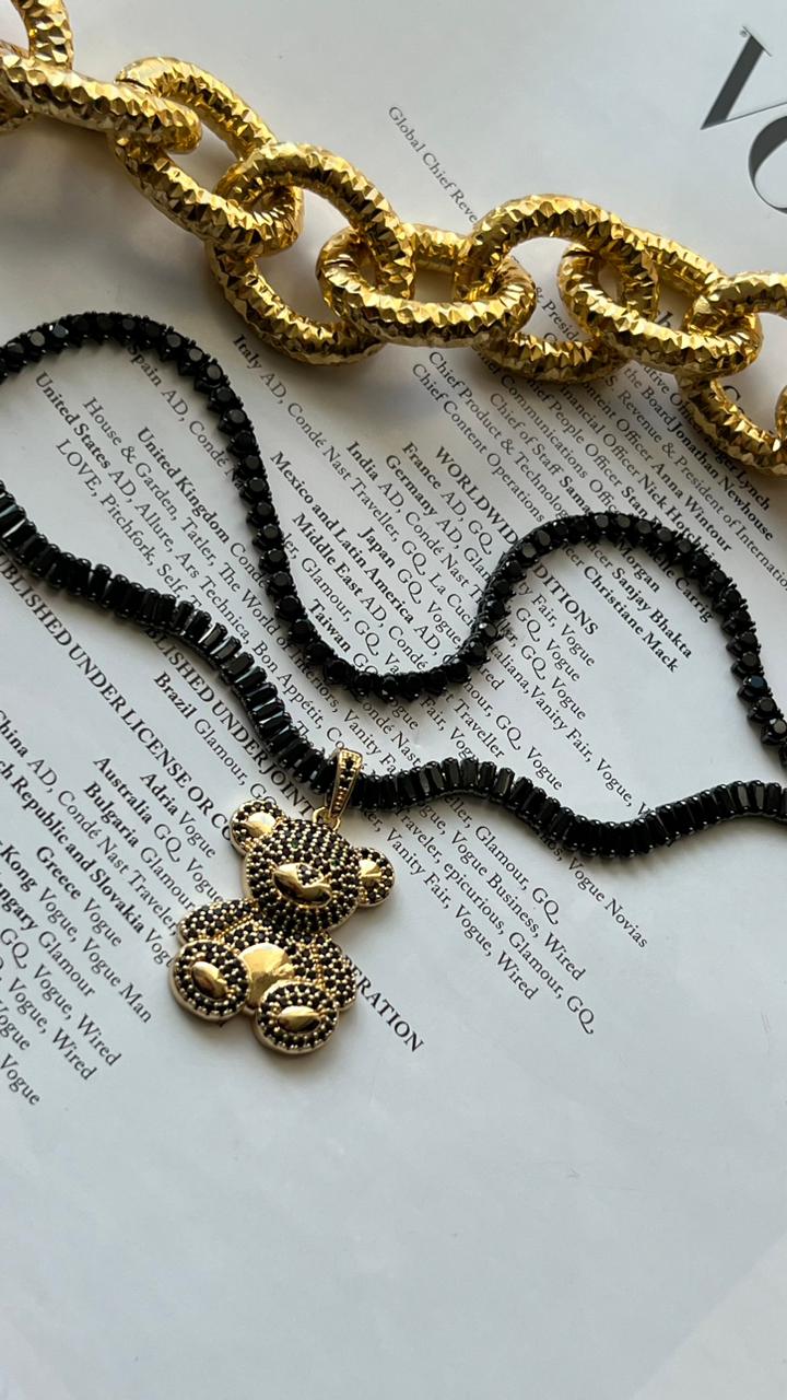 Colar Ted com Zircônia Black em Banho de Ouro