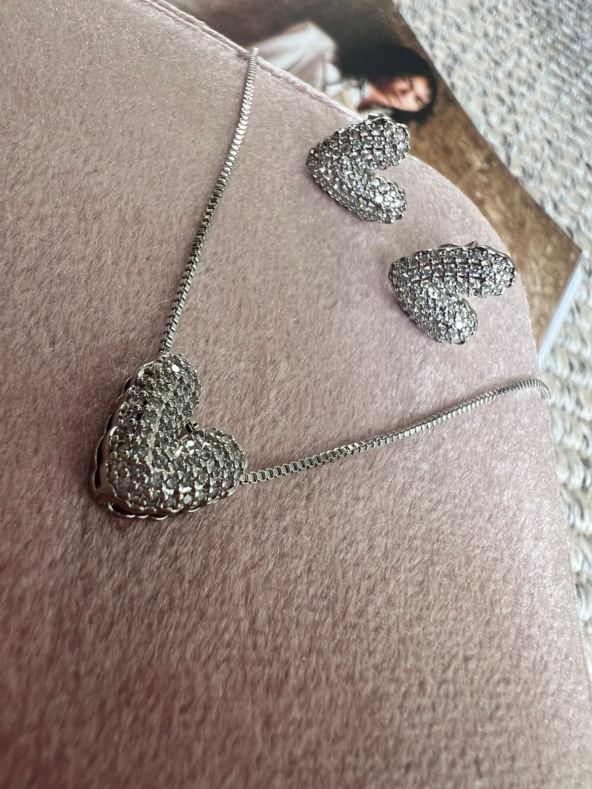 Conjunto Coração com Zircônia em Banho de Ródio Branco