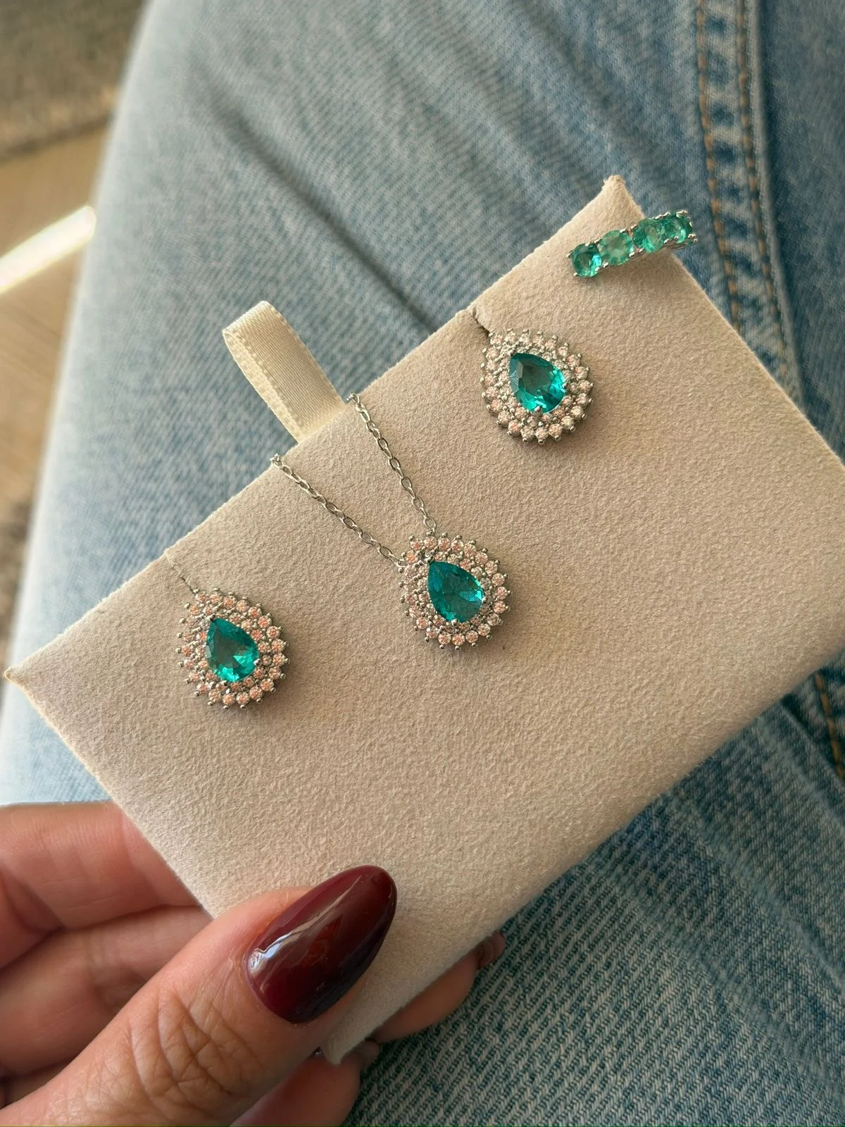 Conjunto Gota com Zircônia Cristal Duas Voltas e Turmalina em Banho de Ródio Branco
