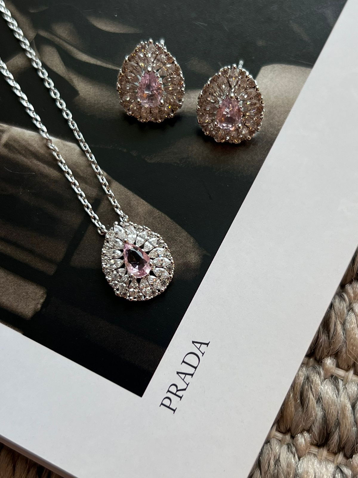 Kit Conjuntos Rosa Claro em Banho de Ródio Branco