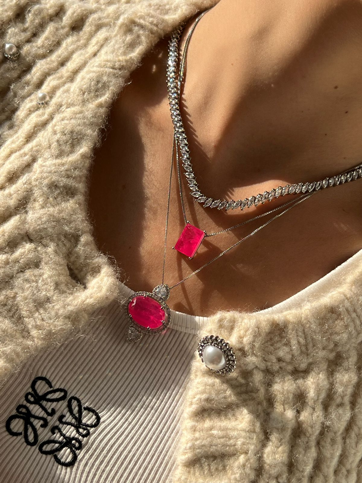 Conjunto Oval com Zircônia Cristal e Fusion Pink em Banho de Ródio Branco