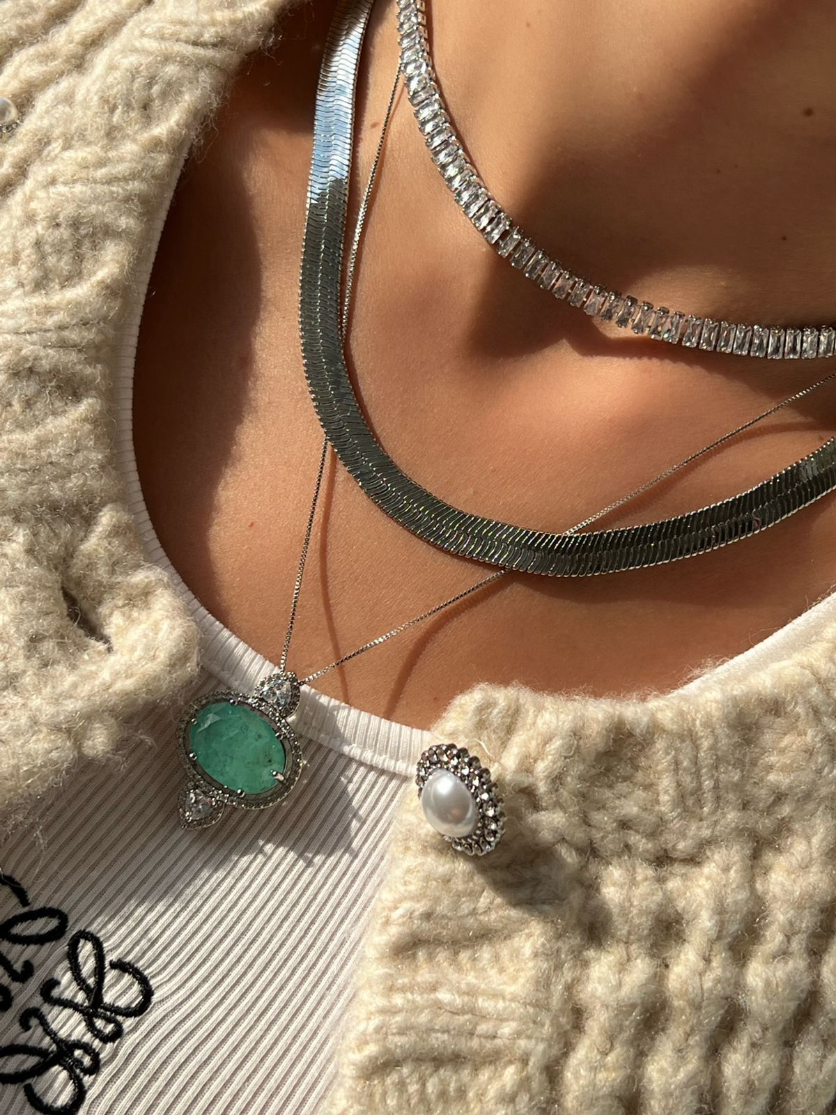 Conjunto Oval com Zircônia Cristal e Fusion Verde Claro em Banho de Ródio Branco