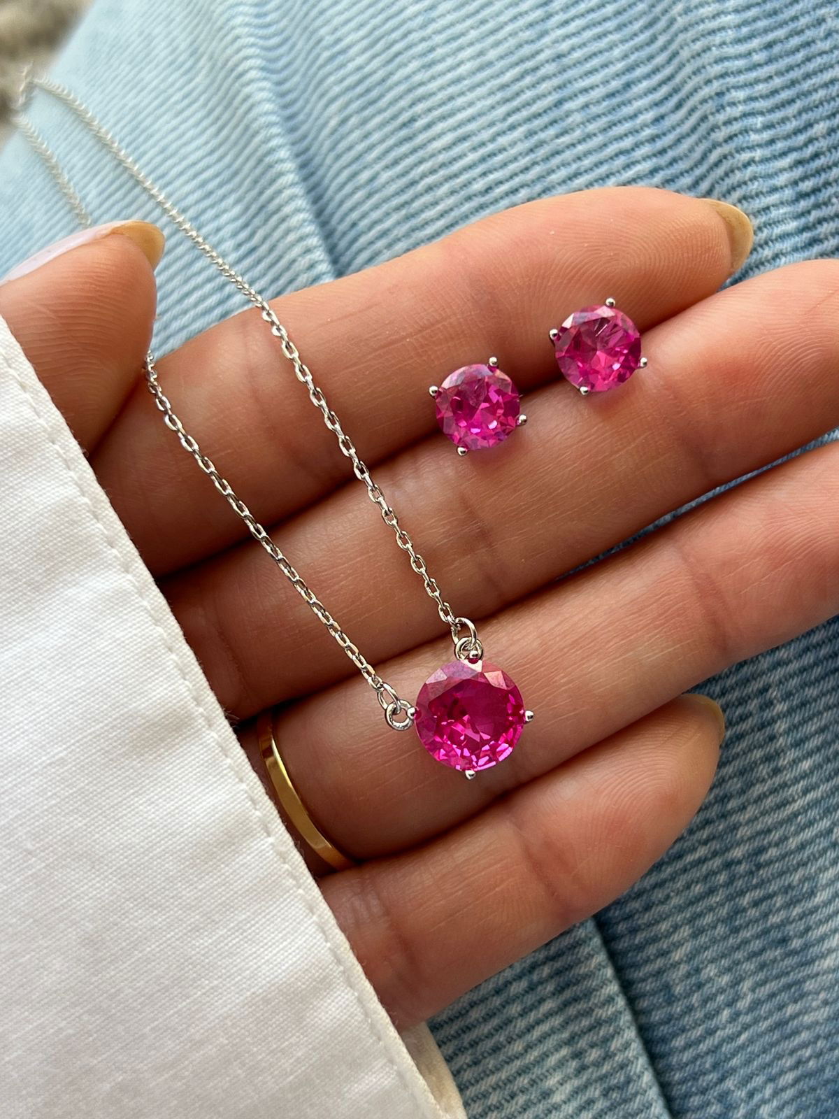 Conjunto Ponto de Luz com Zircônia Pink em Banho de Ródio Branco