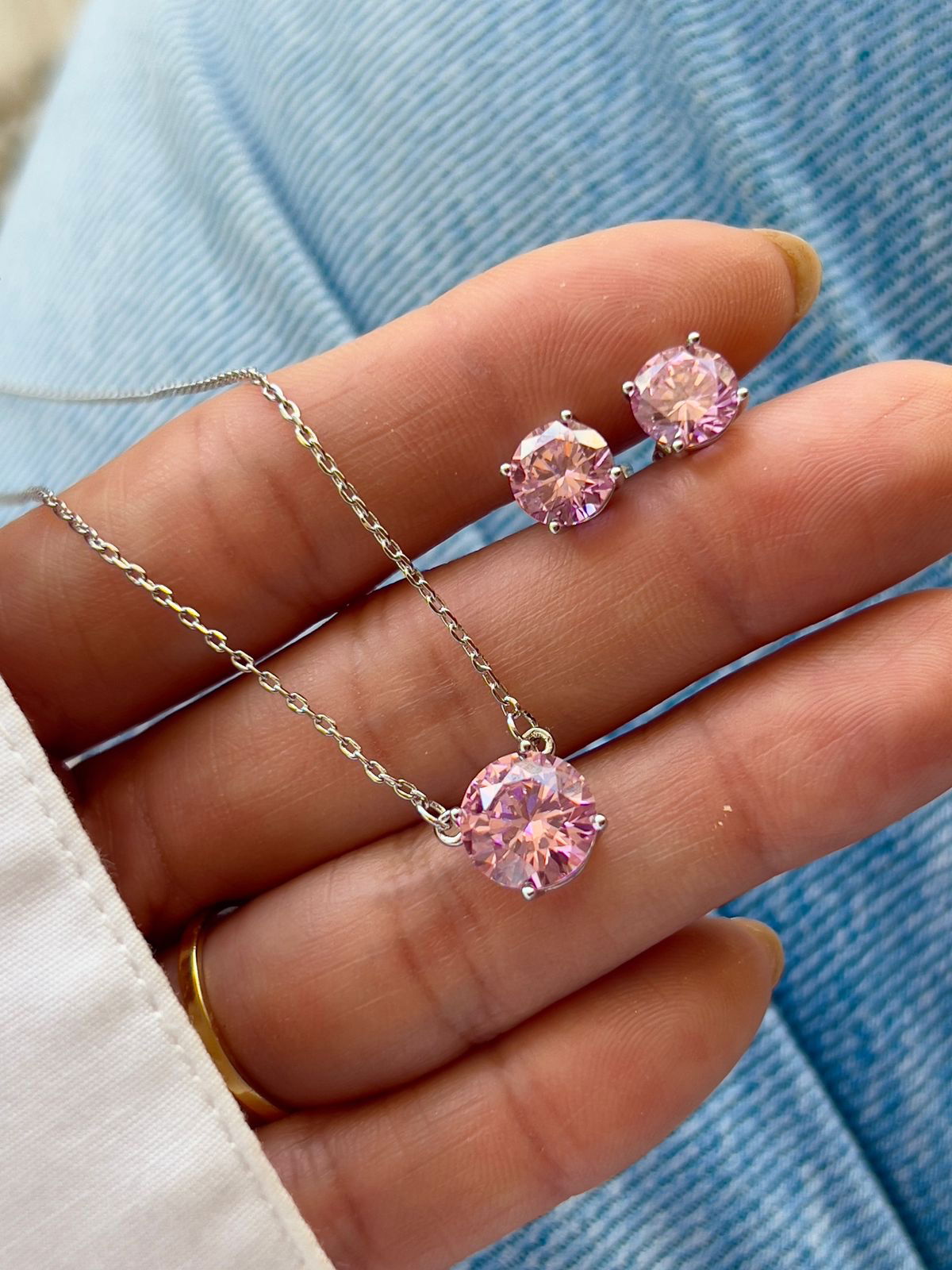 Conjunto Ponto de Luz com Zircônia Rosa Claro em Banho de Ródio Branco