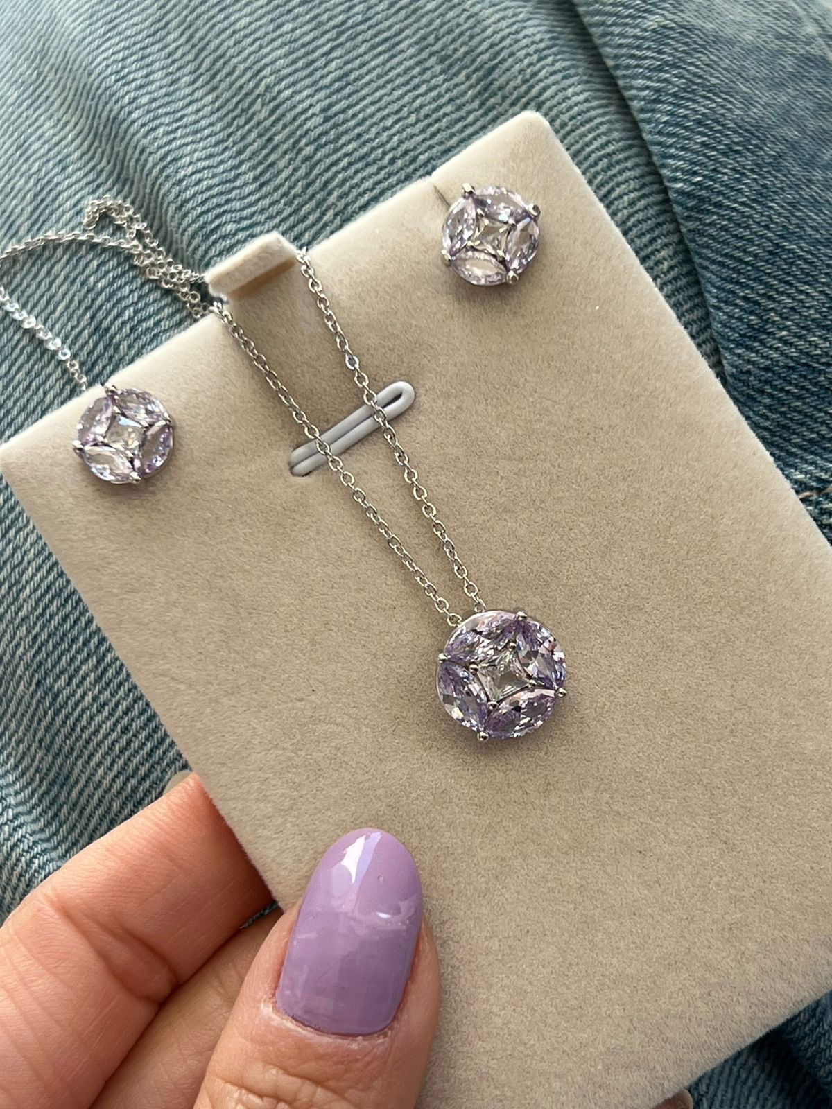 Kit Conjuntos Lilás em Banho de Ródio Branco