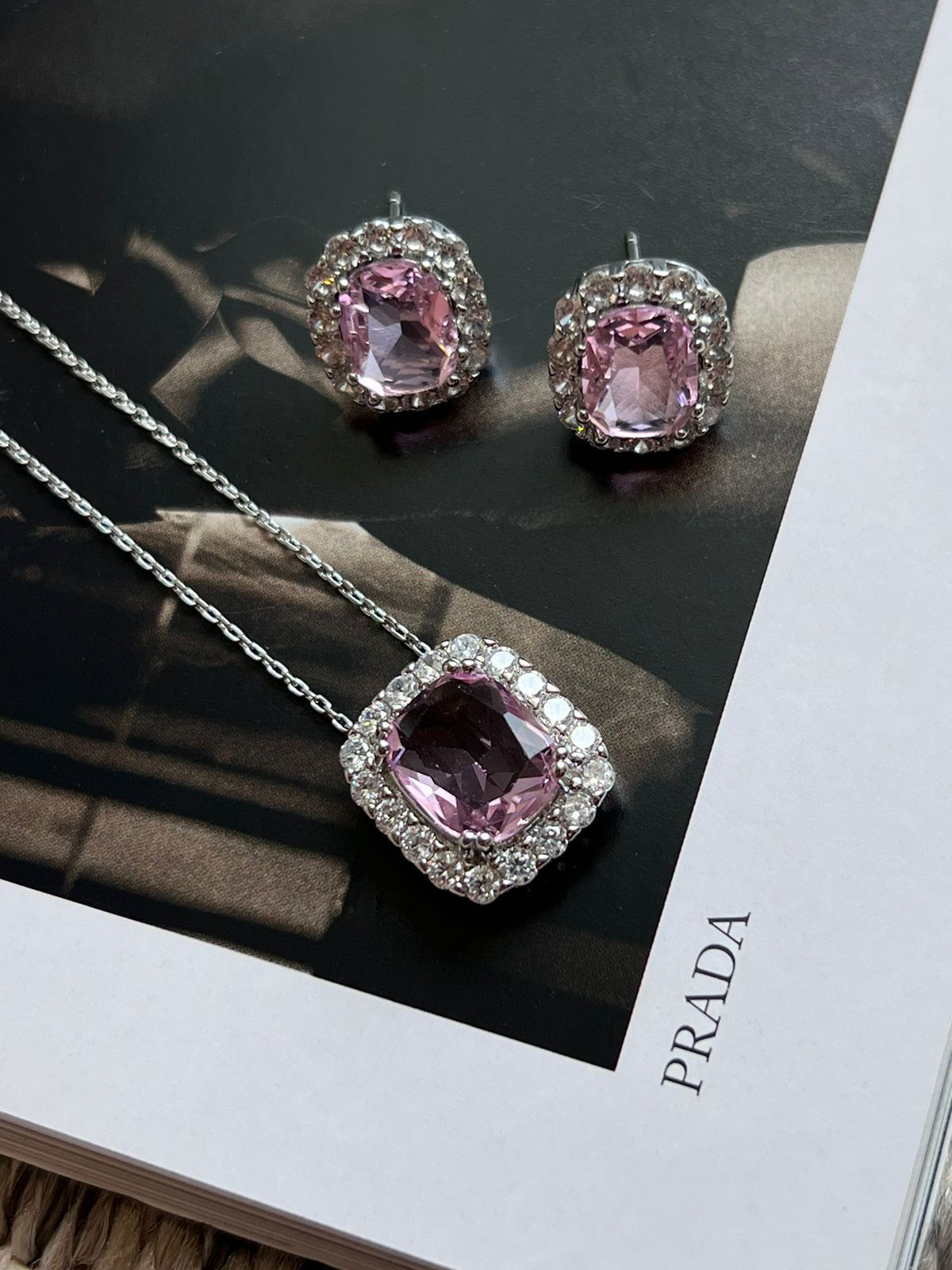 Kit Conjuntos Rosa Claro em Banho de Ródio Branco