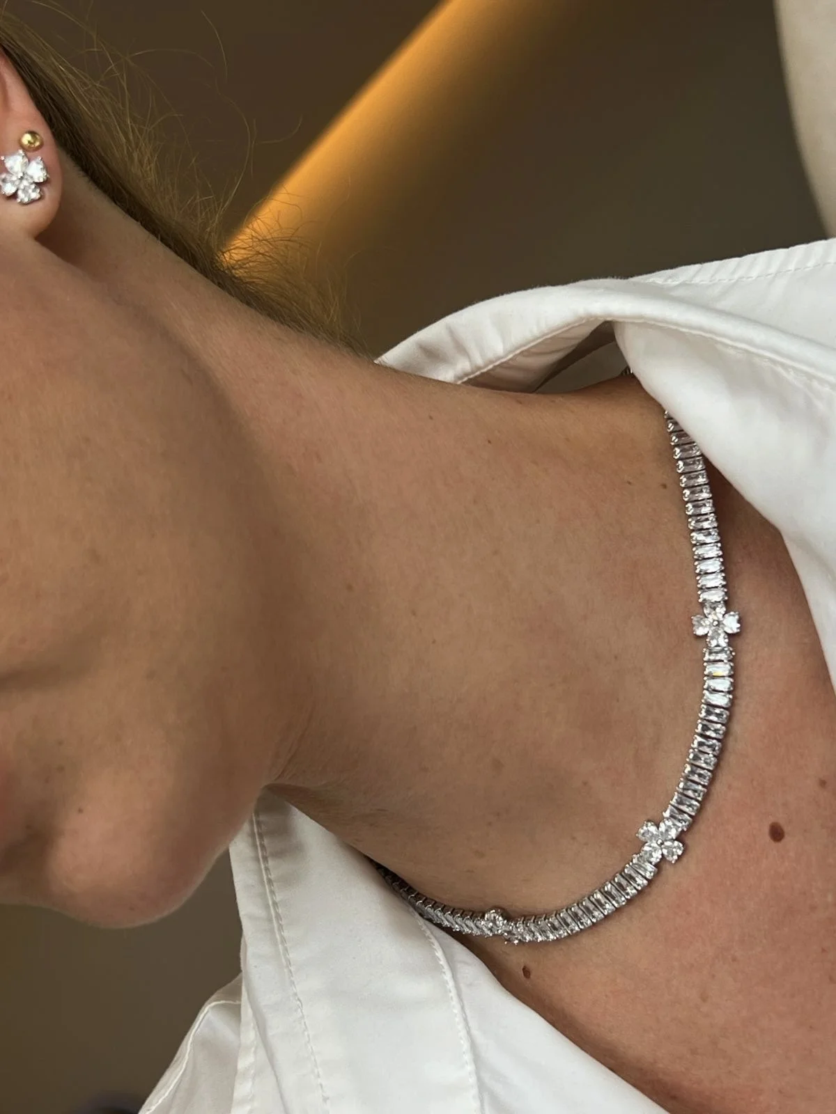 Conjunto Trevo com Zircônia Cristal (Fecho Joia) em Banho de Ródio Branco