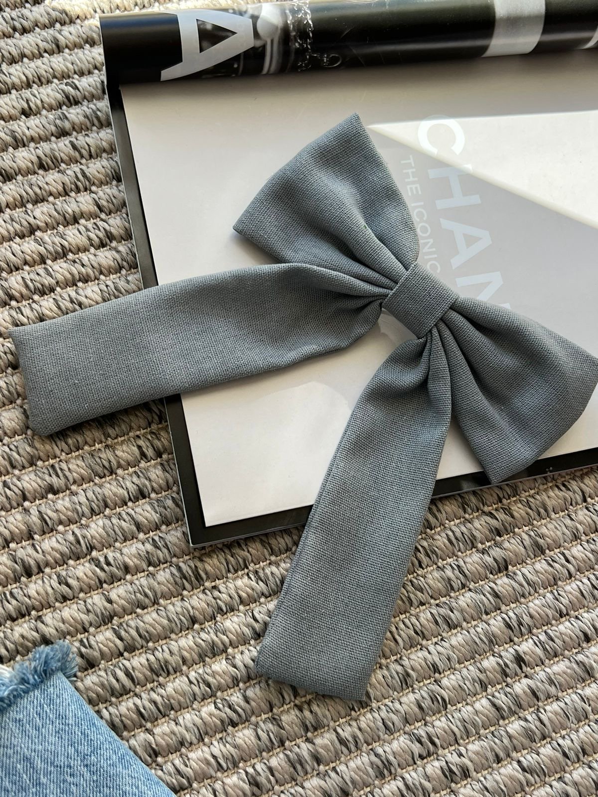 Laço de Cabelo Linho Cinza (Com Presilha)