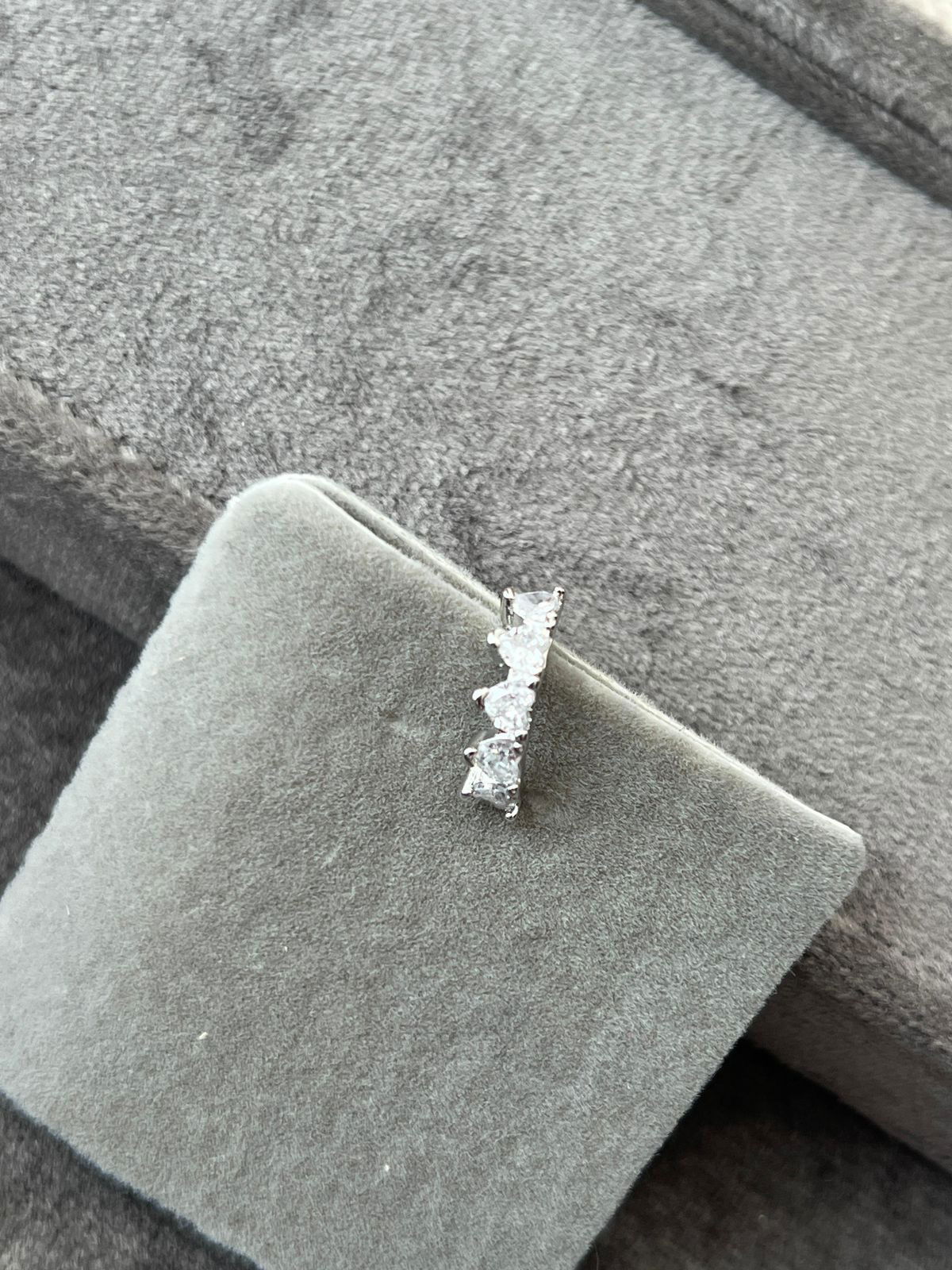 Piercing Fake com Zircônia Cristal Coração em Banho de Ródio Branco