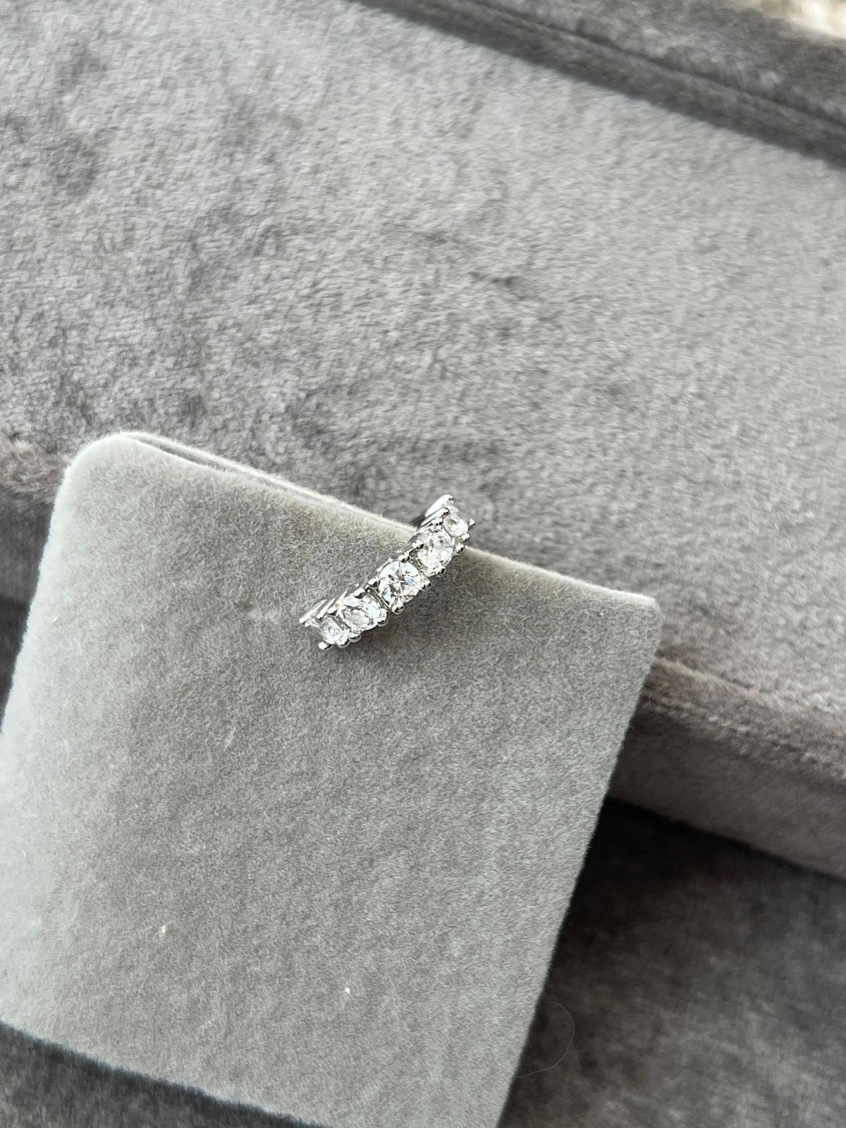 Piercing Fake com Zircônia Cristal Redondo em Banho de Ródio Branco