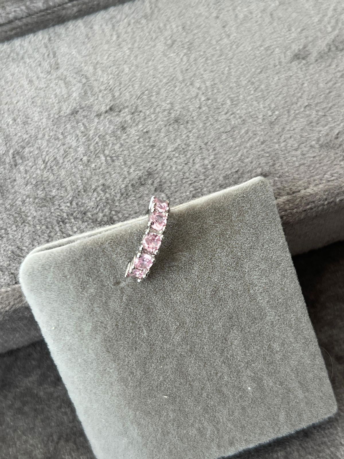 Piercing Fake com Zircônia Rosa Claro em Banho de Ródio Branco