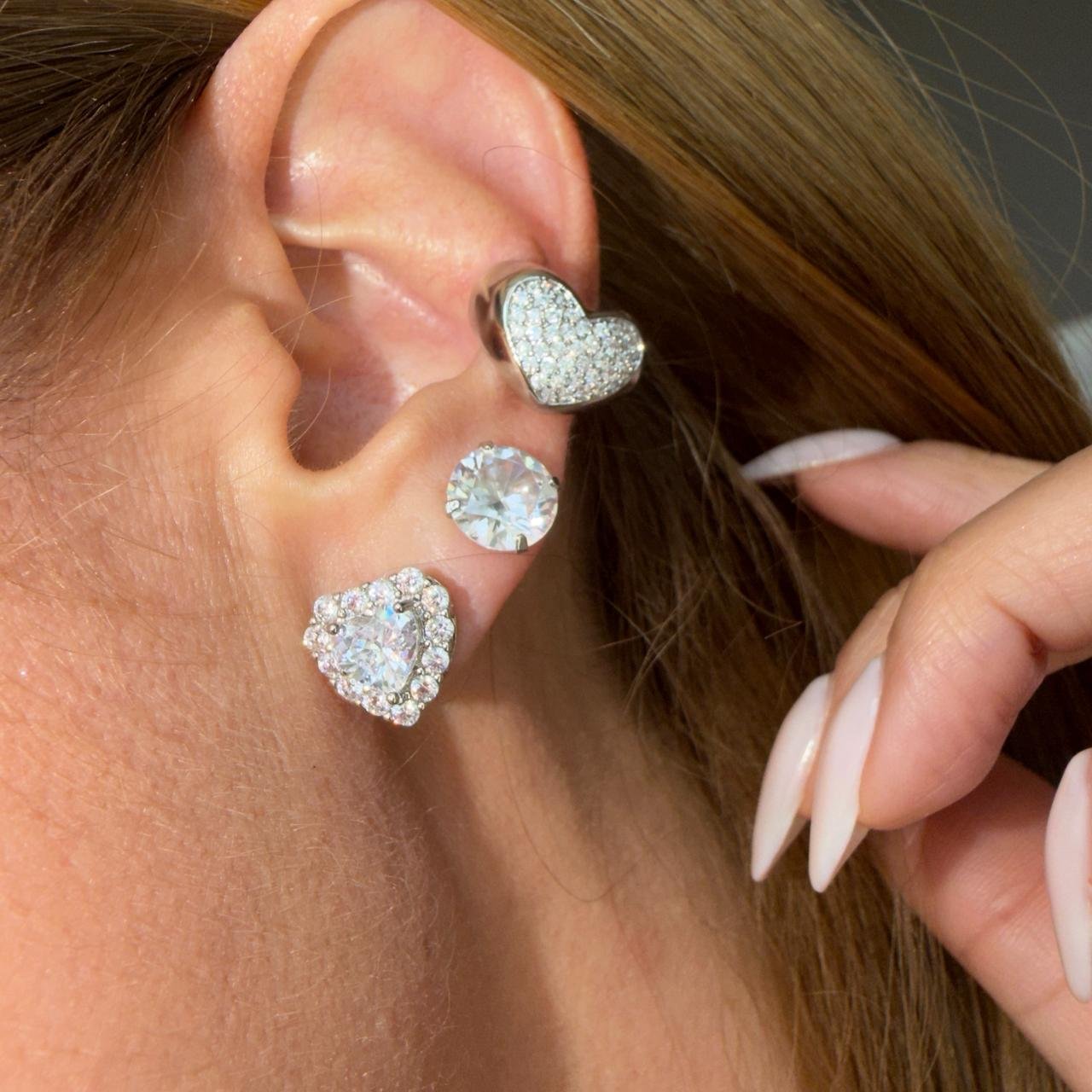 Piercing Fake Coração com Zircônia Cristal em Banho de Ródio Branco
