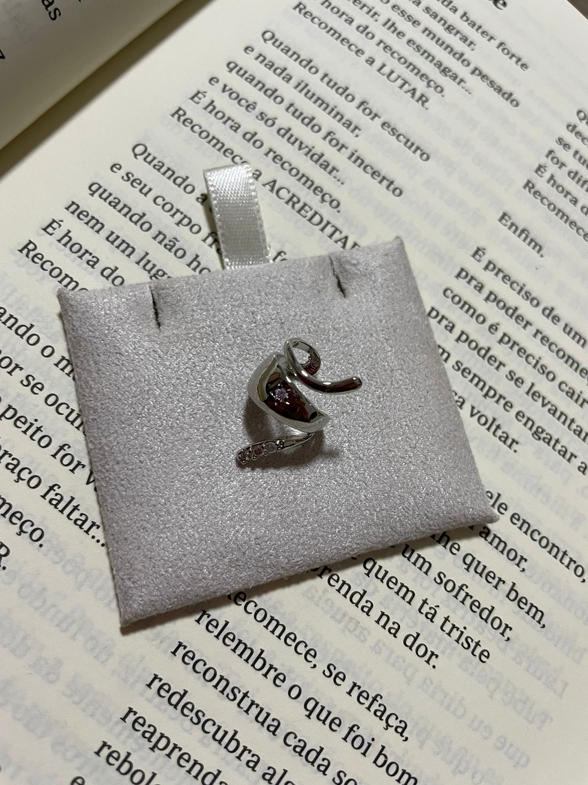 Piercing Fake Serpente com Zircônia em Banho de Ródio Branco