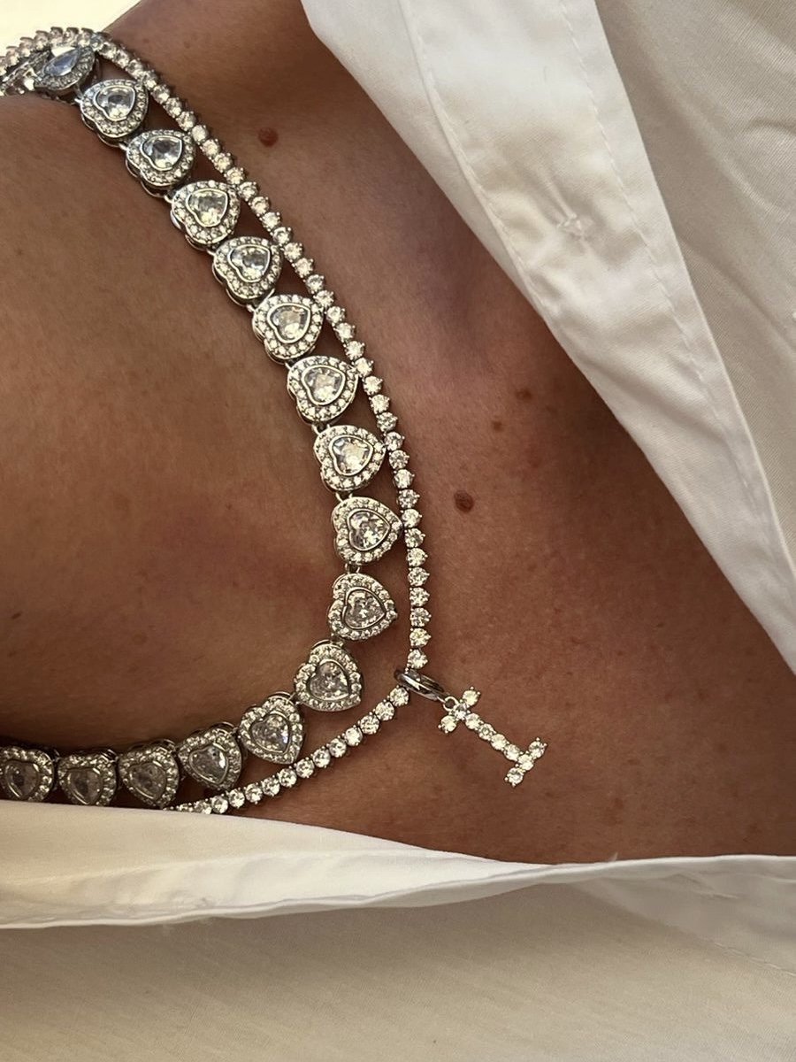 Pingente Letra para (Riviera 3mm e 4mm ) com Zircônia Cristal em Banho de Ródio Branco