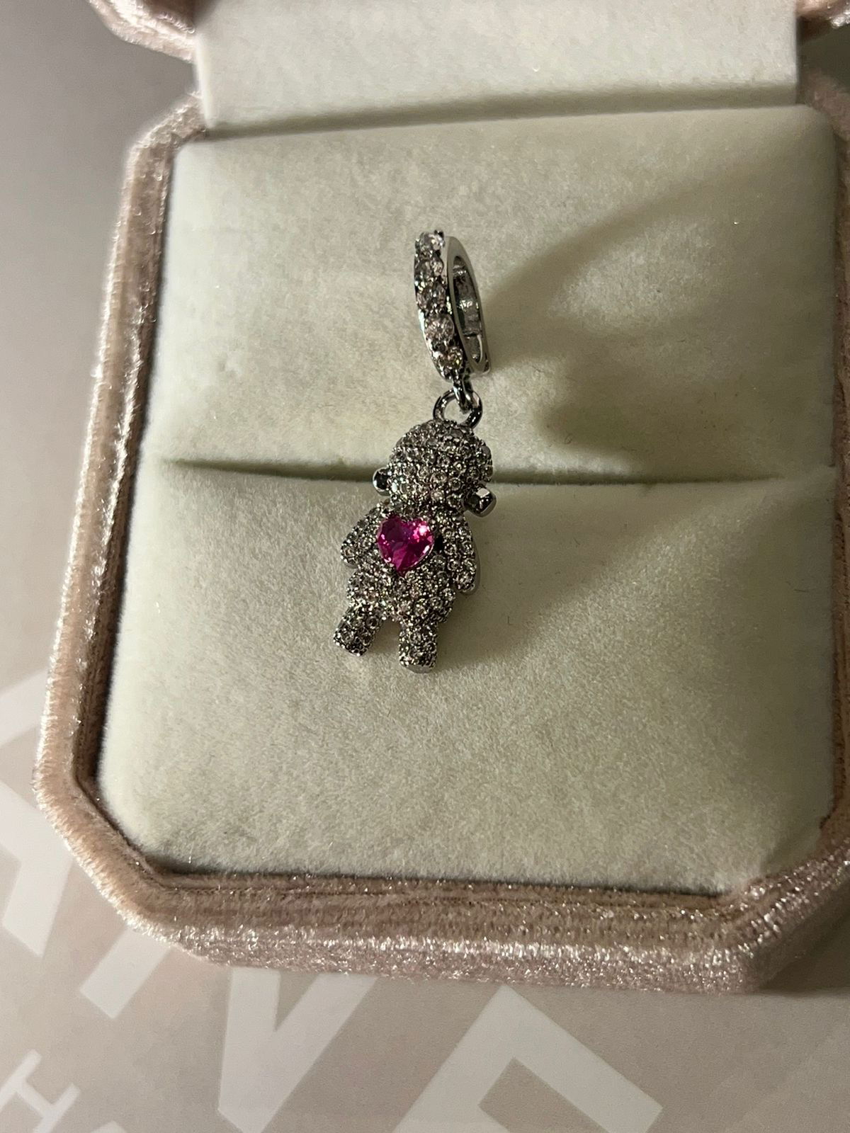 Pingente Menina com Zircônia Cristal e Turmalina Rosa em Banho de Ródio Branco