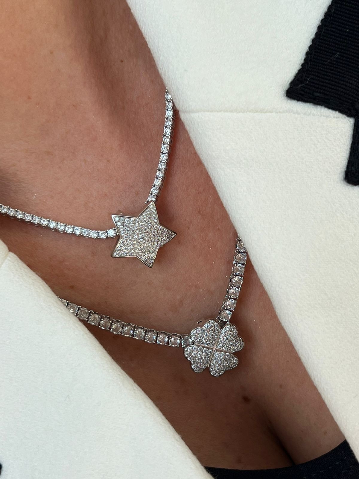Pingente Trevo com Zircônia (Para Pulseira e Riviera) em Banho de Ródio Branco